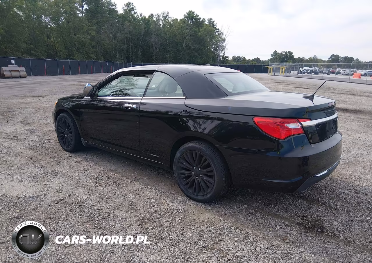 2011 Chrysler 200 Limited VIN:1C3BC7EG8BN599805 - 3