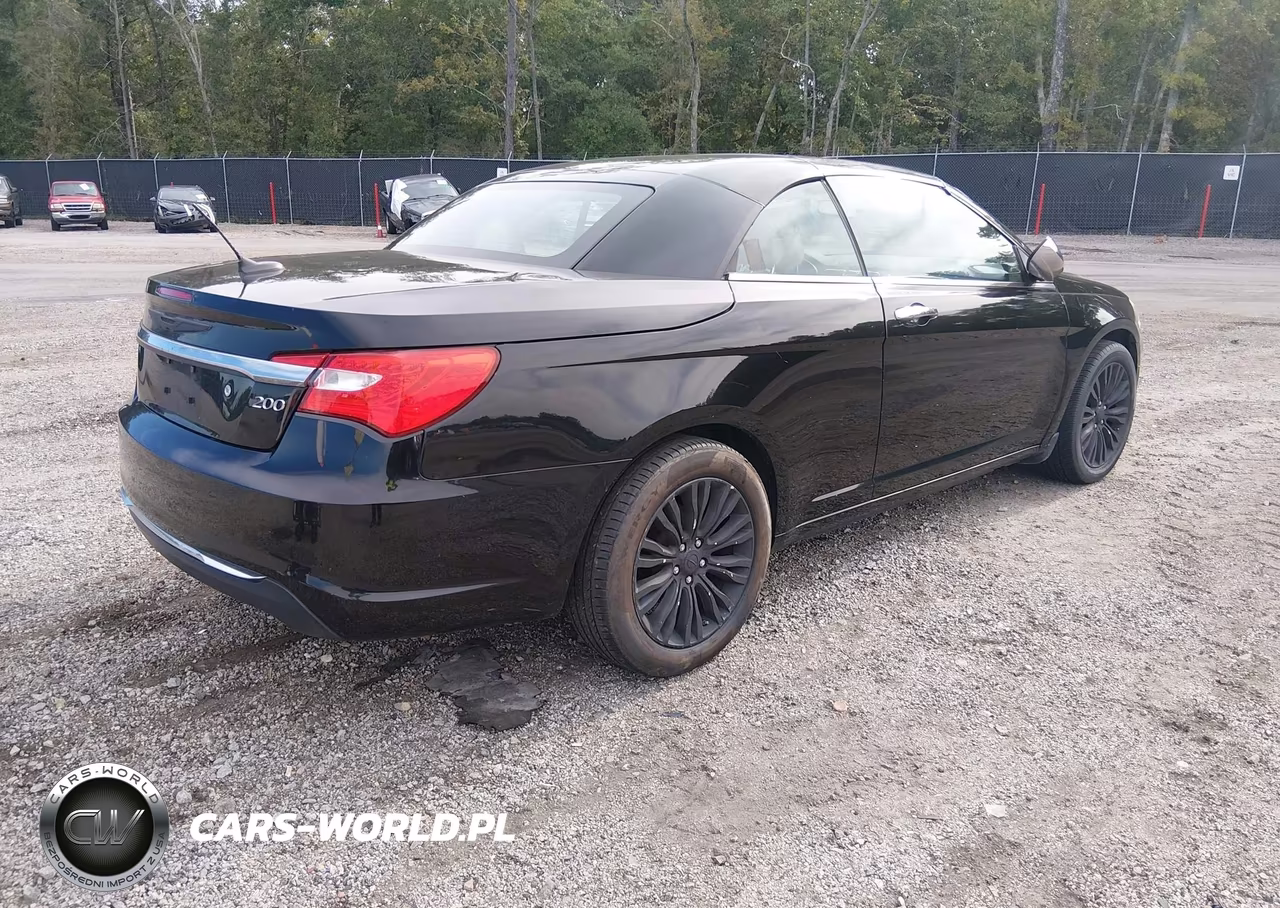 2011 Chrysler 200 Limited VIN:1C3BC7EG8BN599805 - 4