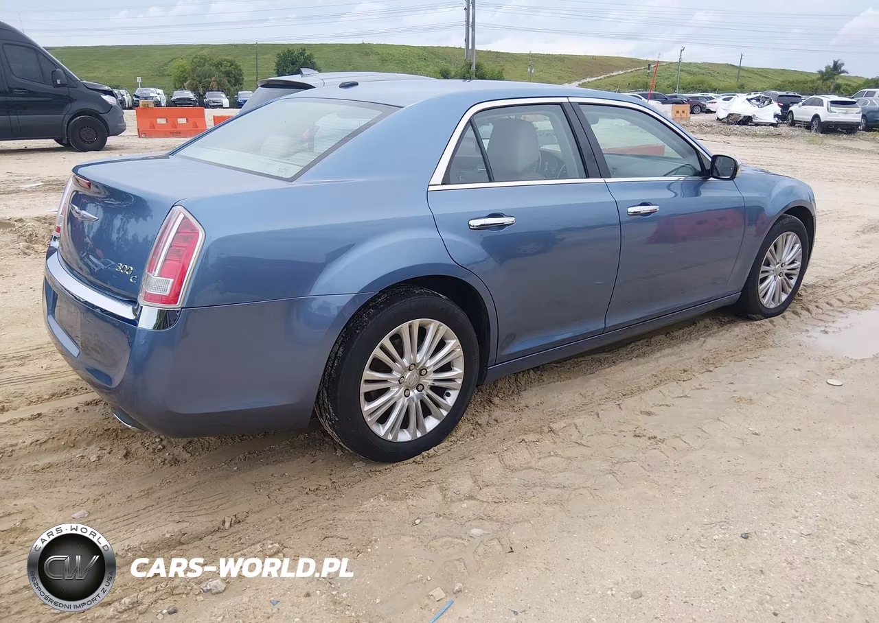 2011 Chrysler 300C Awd VIN:2C3CK6CT7BH563291 - 4