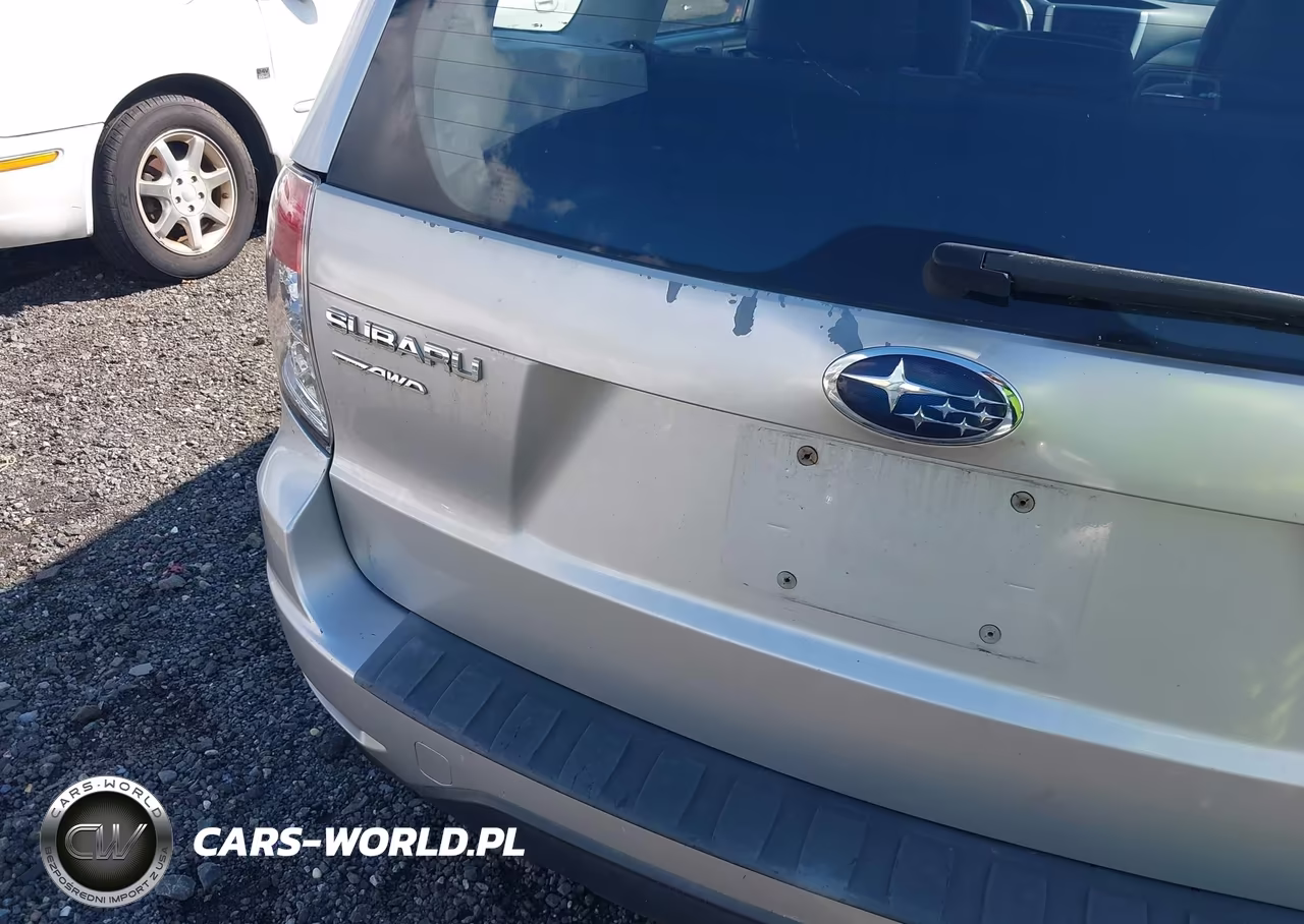 2011 Subaru Forester 2.5X VIN:JF2SHABC6BG744163 - 12