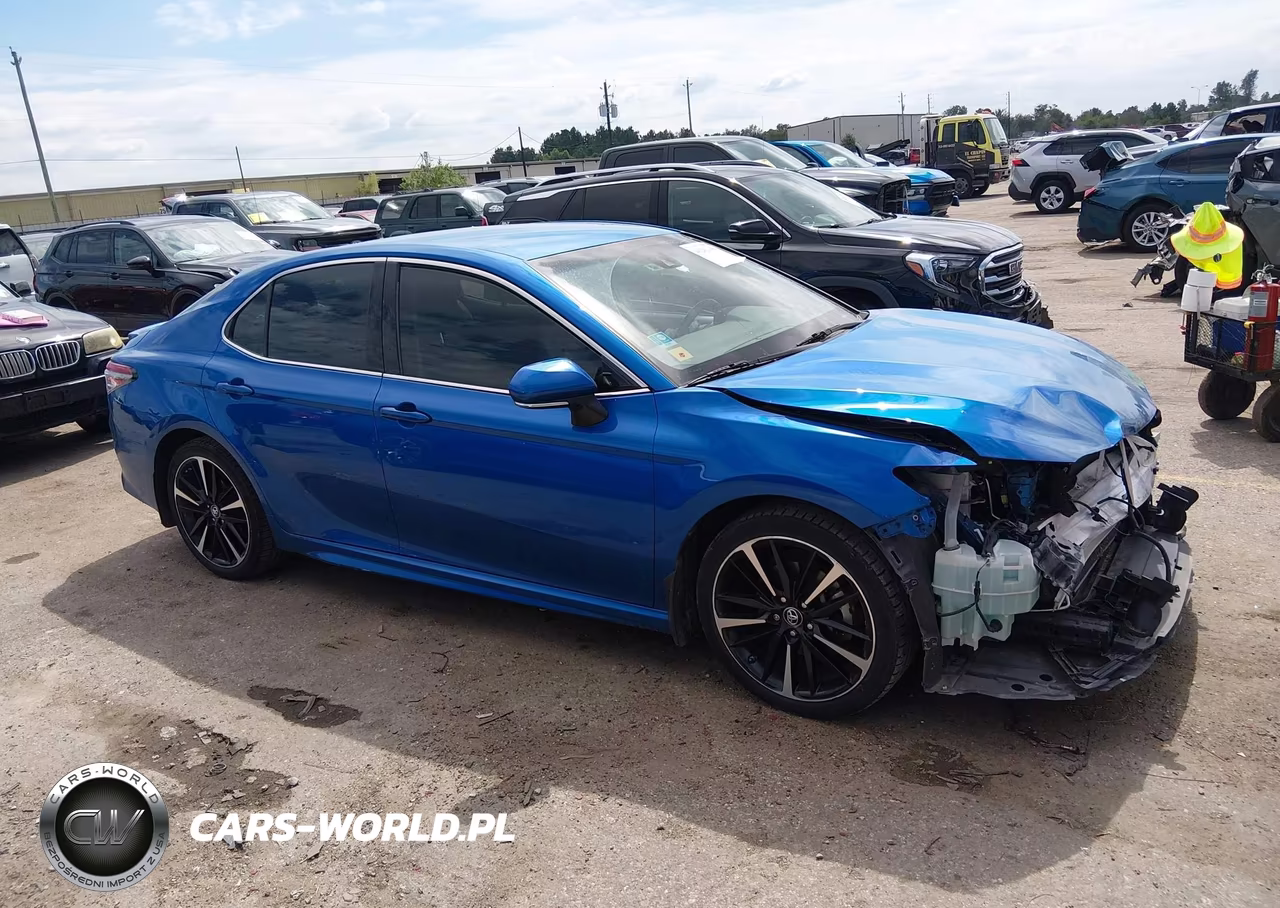 2018 Toyota Camry Xse VIN:4T1B61HK0JU119935 - 14
