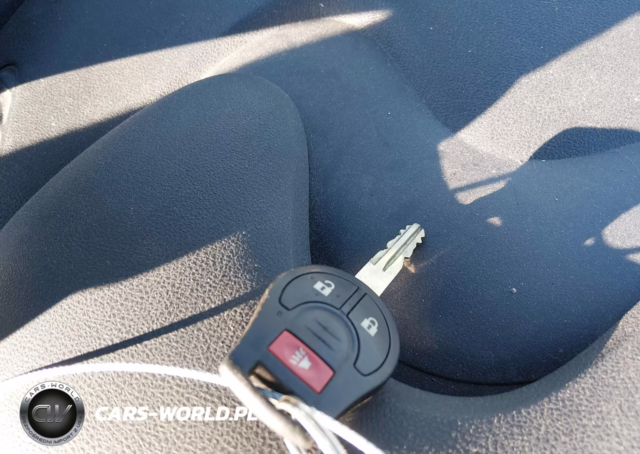 2012 Nissan Juke S VIN:JN8AF5MR9CT107807 - 11