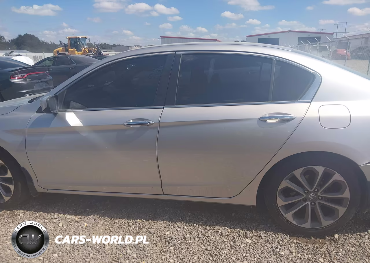 2014 Honda Accord Sport VIN:1HGCR2F59EA030182 - 14