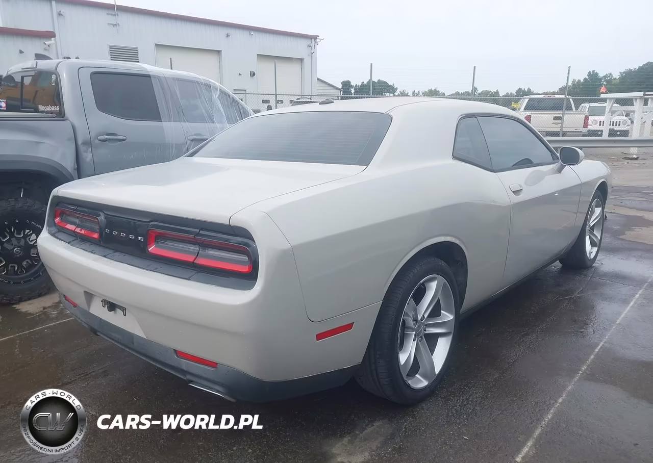 2016 Dodge Challenger Sxt VIN:2C3CDZAG9GH284076 - 4