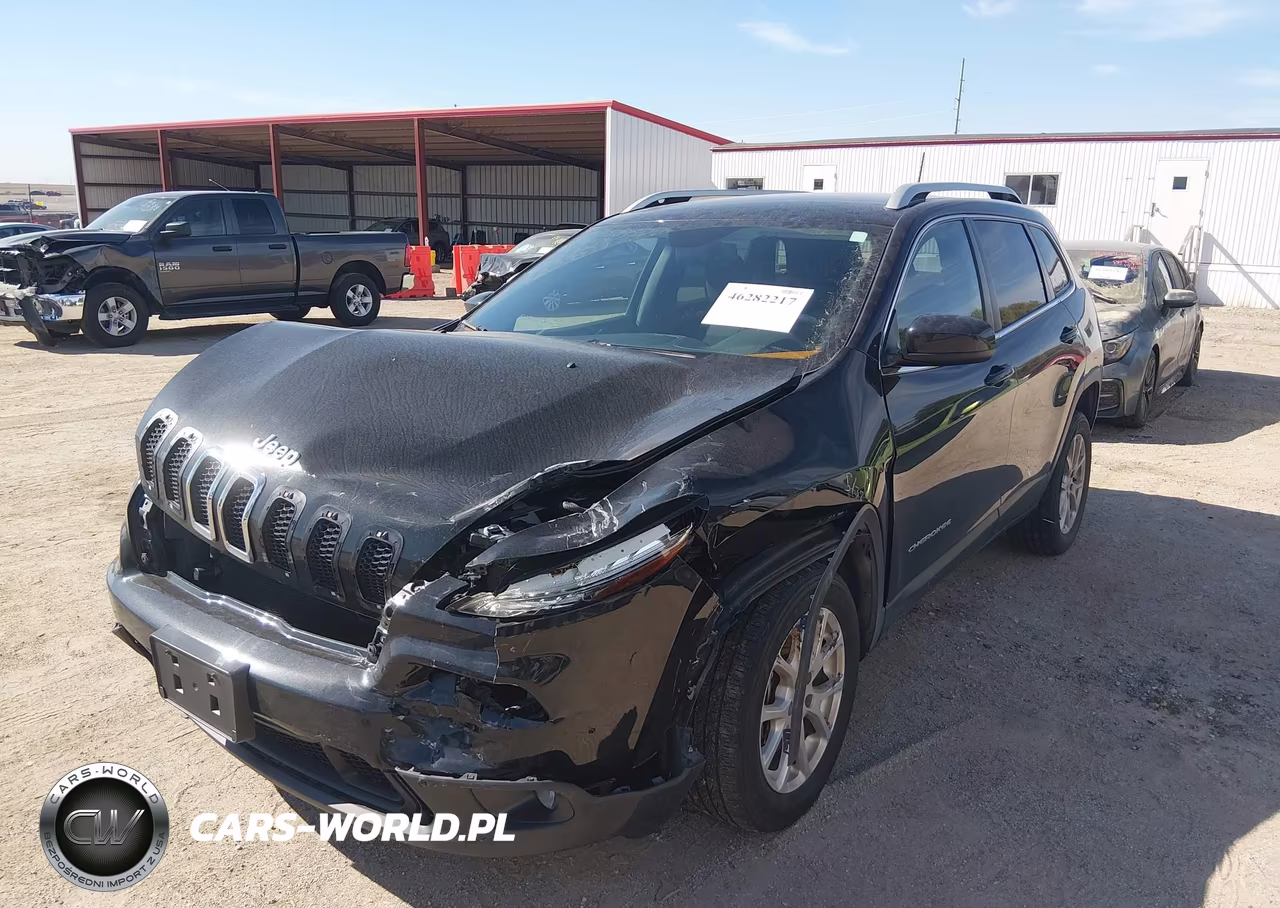 2016 Jeep Cherokee Latitude VIN:1C4PJMCS4GW131682 - 2