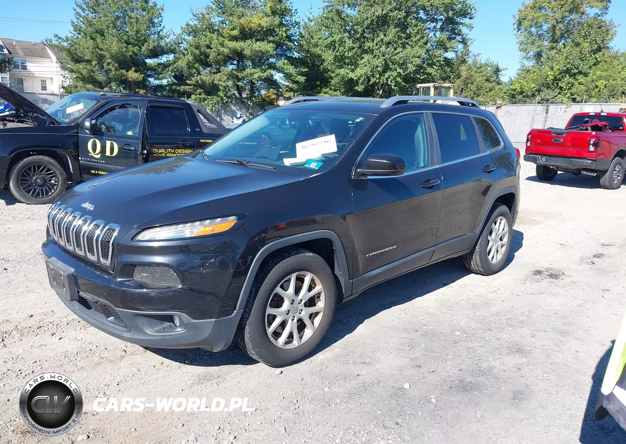 2014 Jeep Cherokee Latitude VIN:1C4PJMCB4EW146244 - 2