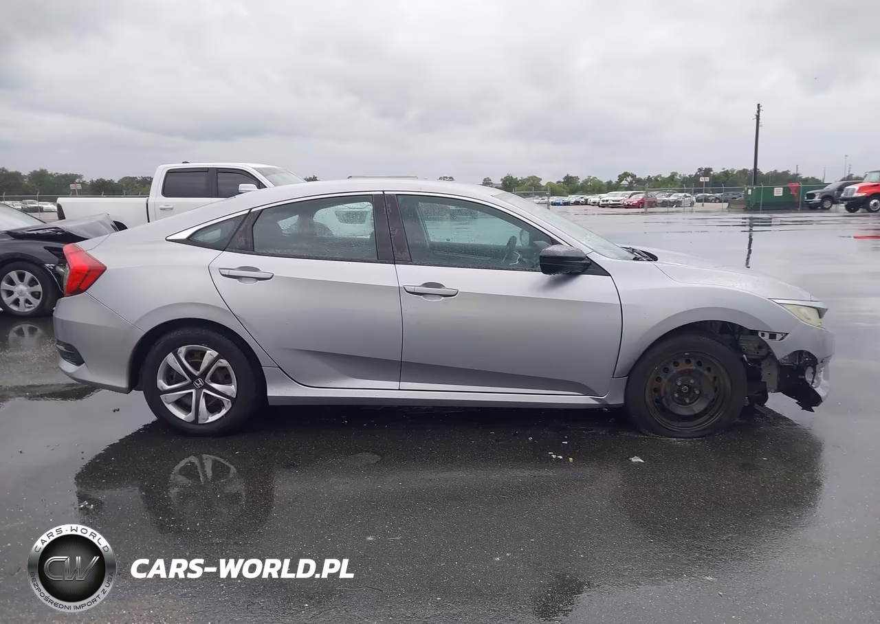 2018 Honda Civic Lx VIN:19XFC2F55JE000410 - 13