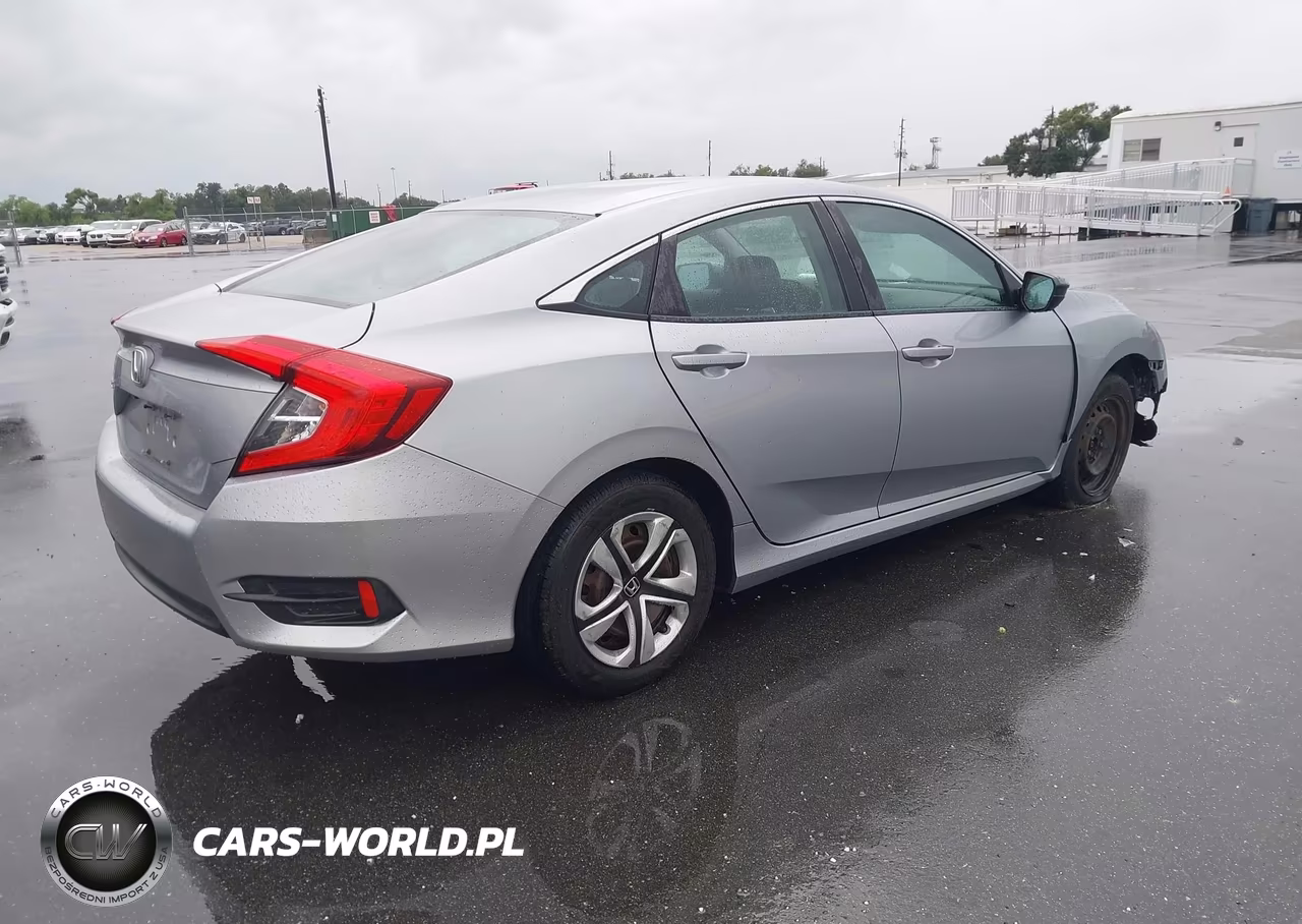 2018 Honda Civic Lx VIN:19XFC2F55JE000410 - 4