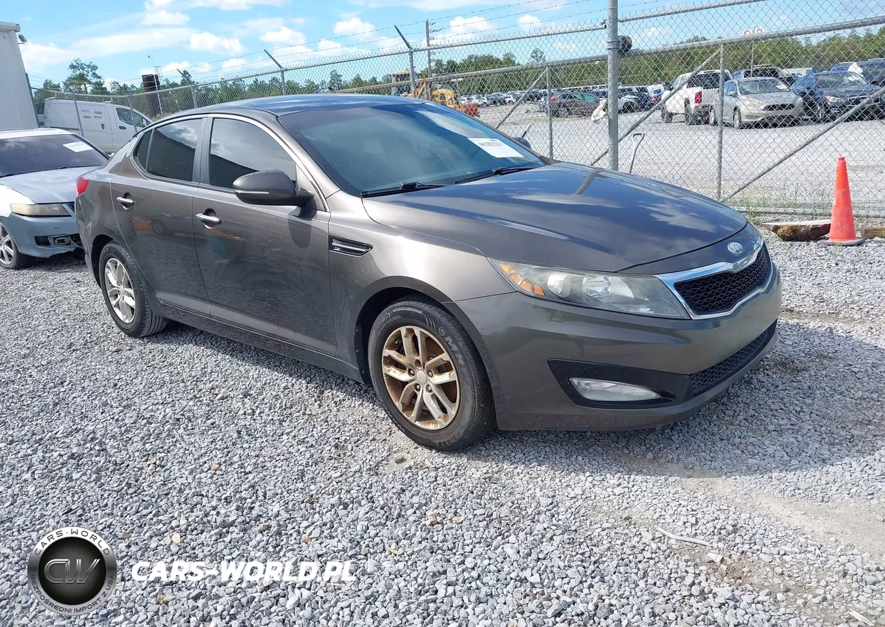 2013 Kia Optima Lx VIN:5XXGM4A79DG240366 - 1