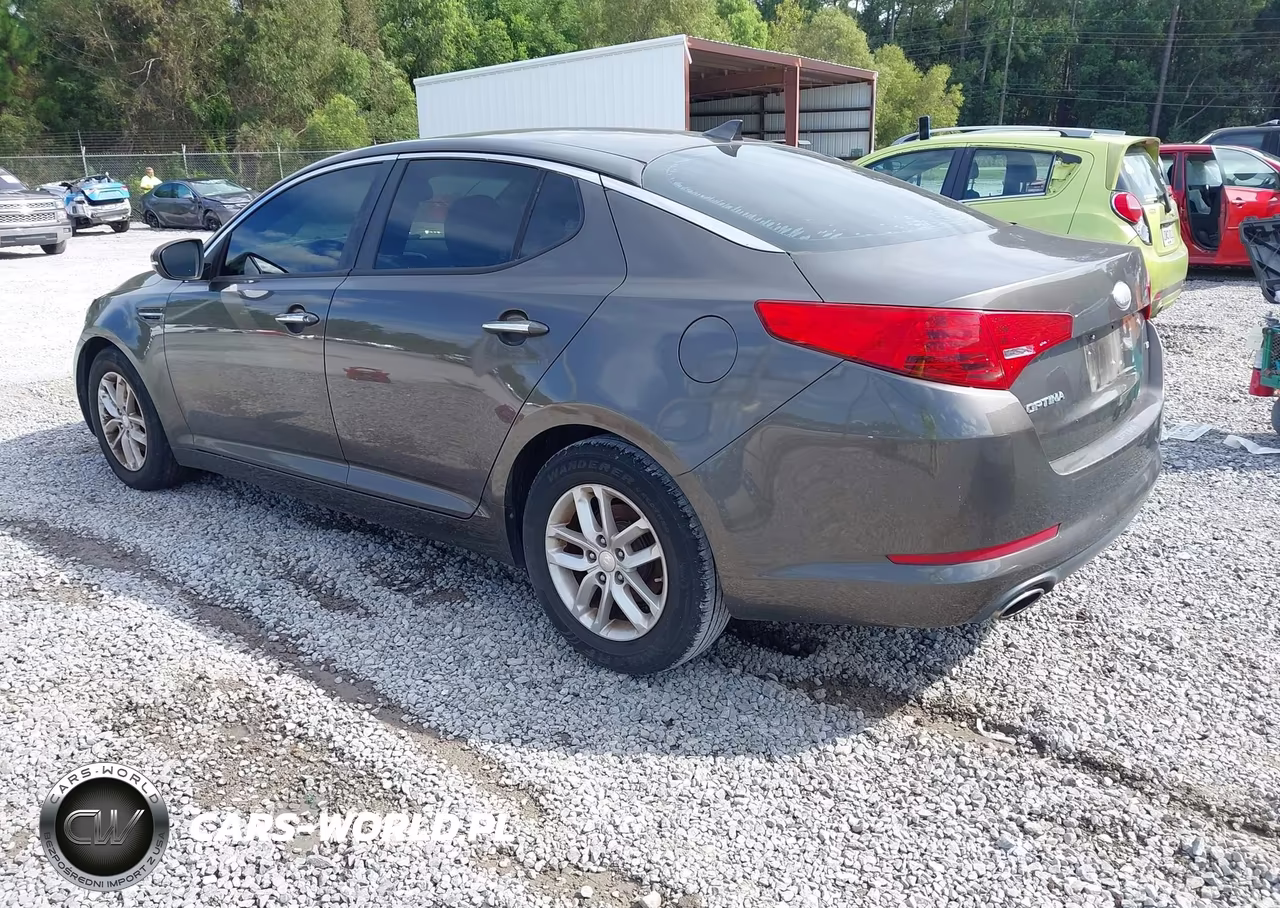 2013 Kia Optima Lx VIN:5XXGM4A79DG240366 - 3