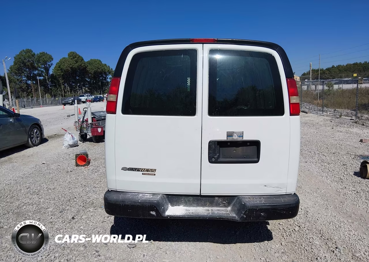 2015 Chevrolet Express 2500 Work Van VIN:1GCWGGFF1F1220888 - 16
