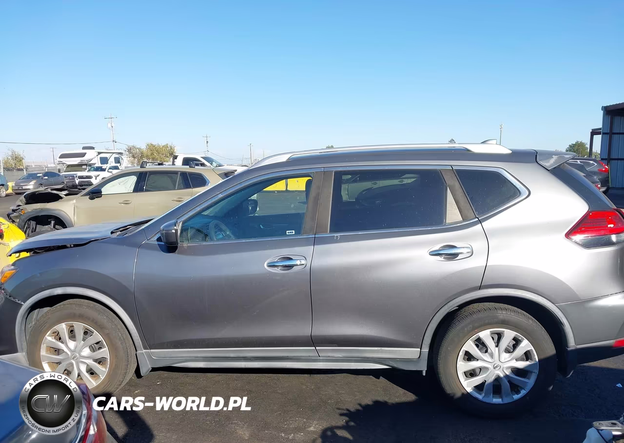 2017 Nissan Rogue S VIN:KNMAT2MT9HP584395 - 14