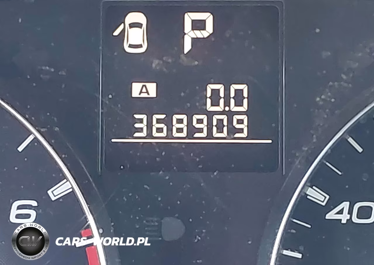 2010 Subaru Outback 2.5I Premium VIN:4S4BRBCC5A3370792 - 12