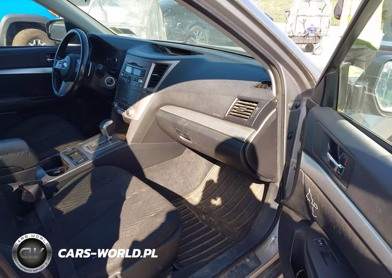 2010 Subaru Outback 2.5I Premium VIN:4S4BRBCC5A3370792 - 5