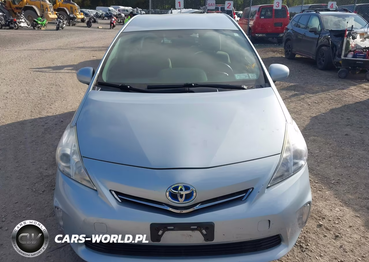 2012 Toyota Prius V Three VIN:JTDZN3EUXC3136502 - 11
