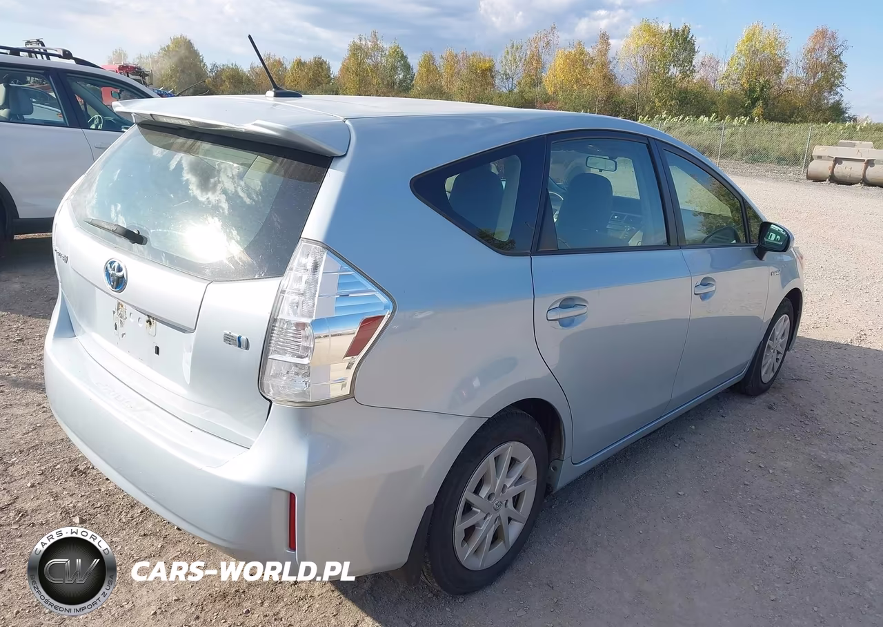 2012 Toyota Prius V Three VIN:JTDZN3EUXC3136502 - 3