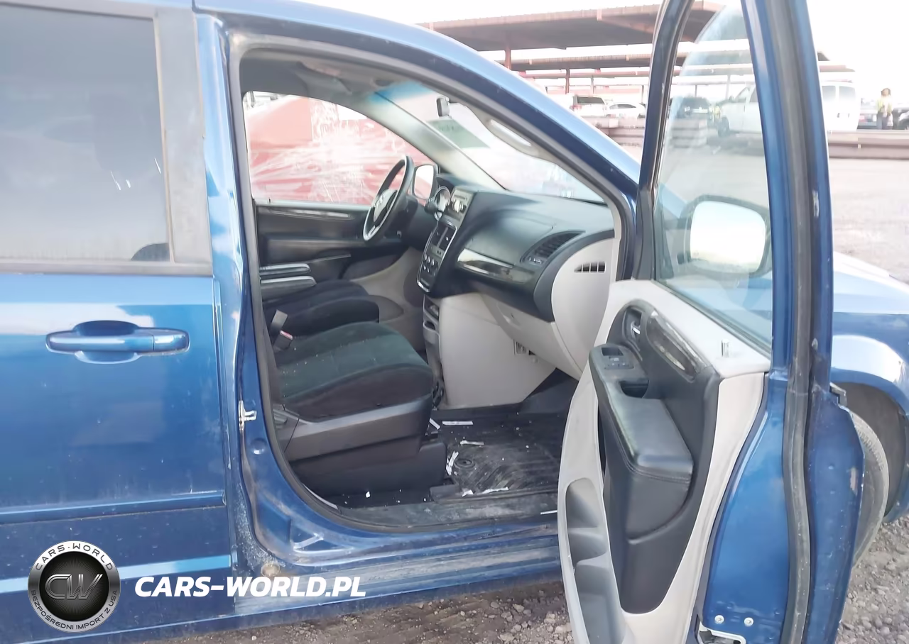 2011 Dodge Grand Caravan Express VIN:2D4RN4DG6BR763997 - 5