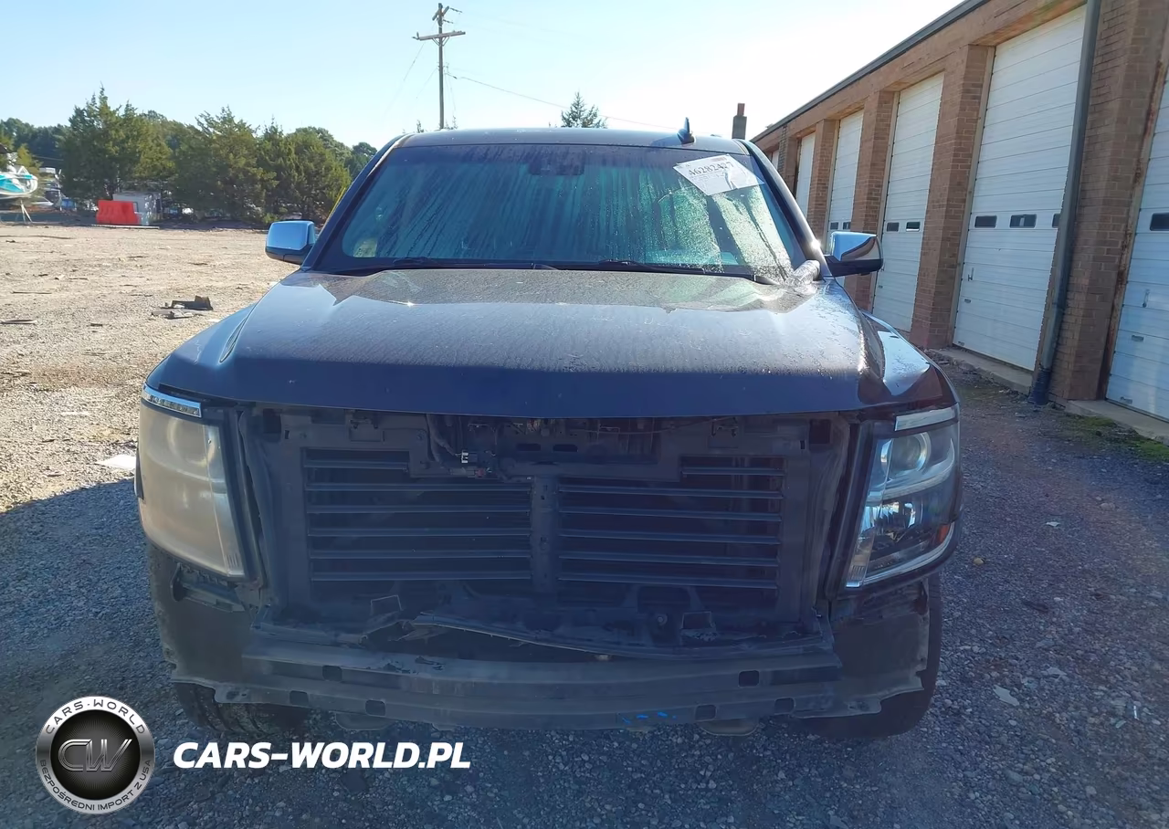 2018 Chevrolet Suburban Premier VIN:1GNSKJKC9JR181278 - 13