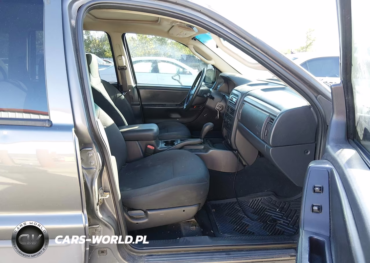 2004 Jeep Grand Cherokee Laredo VIN:1J4GW48SX4C101507 - 5
