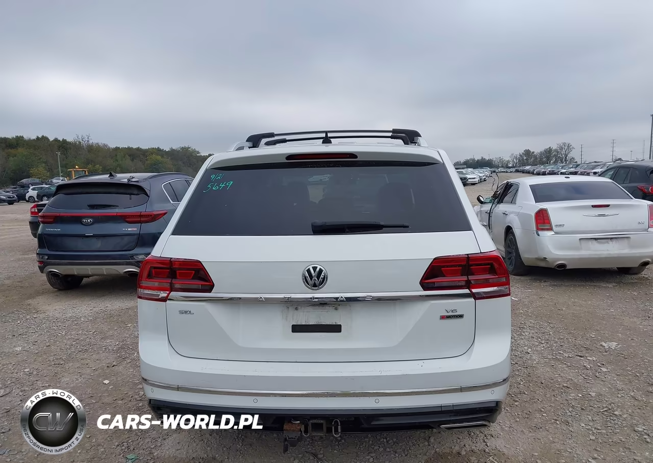 2018 Volkswagen Atlas 3.6L V6 Sel VIN:1V2RR2CA5JC590109 - 17