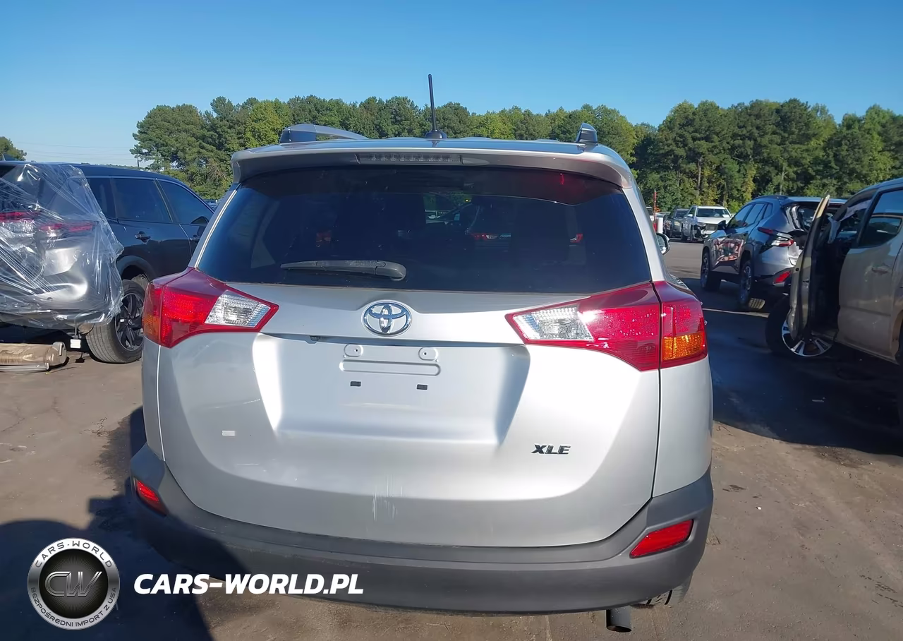 2015 Toyota Rav4 Xle VIN:2T3WFREV7FW191535 - 16