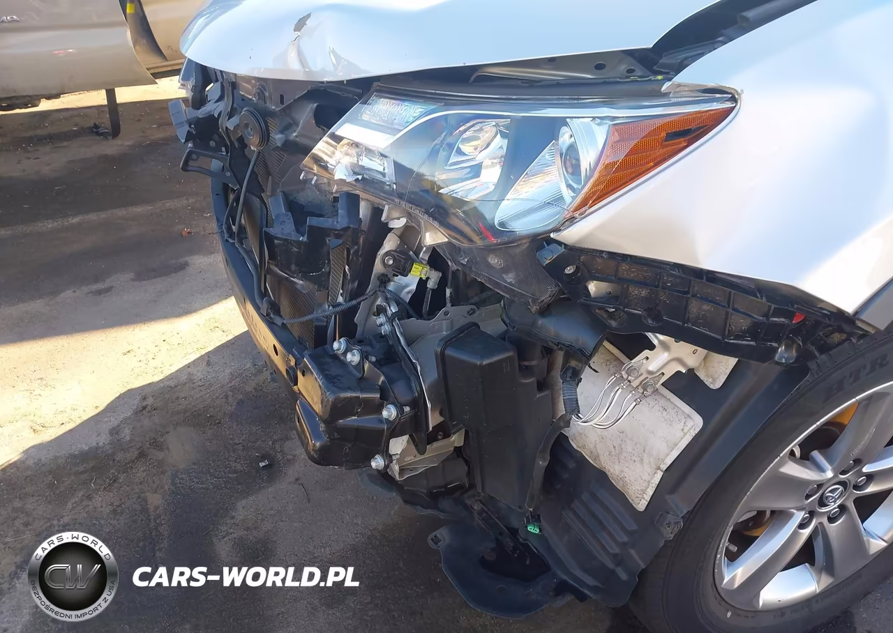 2015 Toyota Rav4 Xle VIN:2T3WFREV7FW191535 - 18