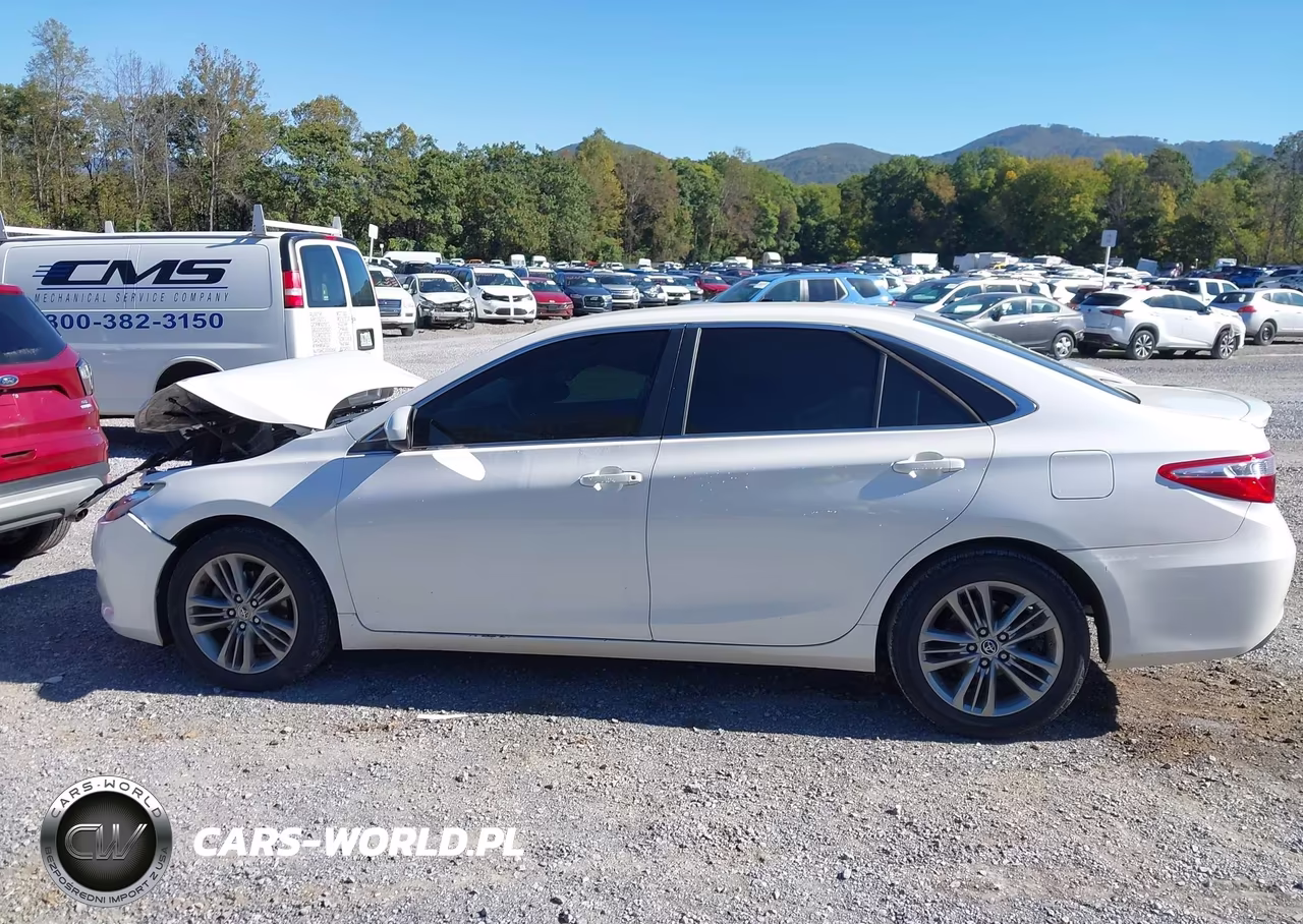 2015 Toyota Camry Se VIN:4T1BF1FK9FU097766 - 15