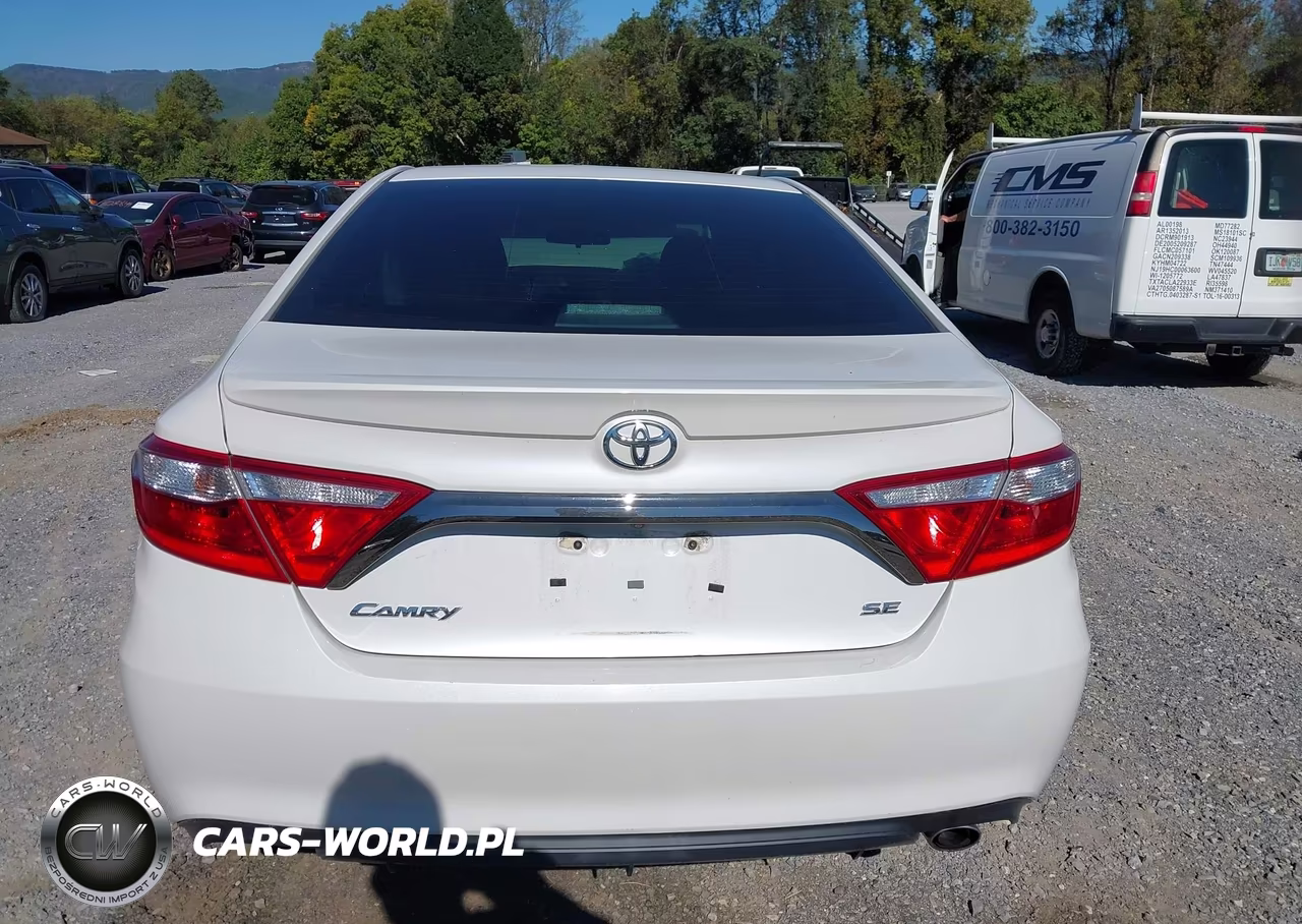 2015 Toyota Camry Se VIN:4T1BF1FK9FU097766 - 17