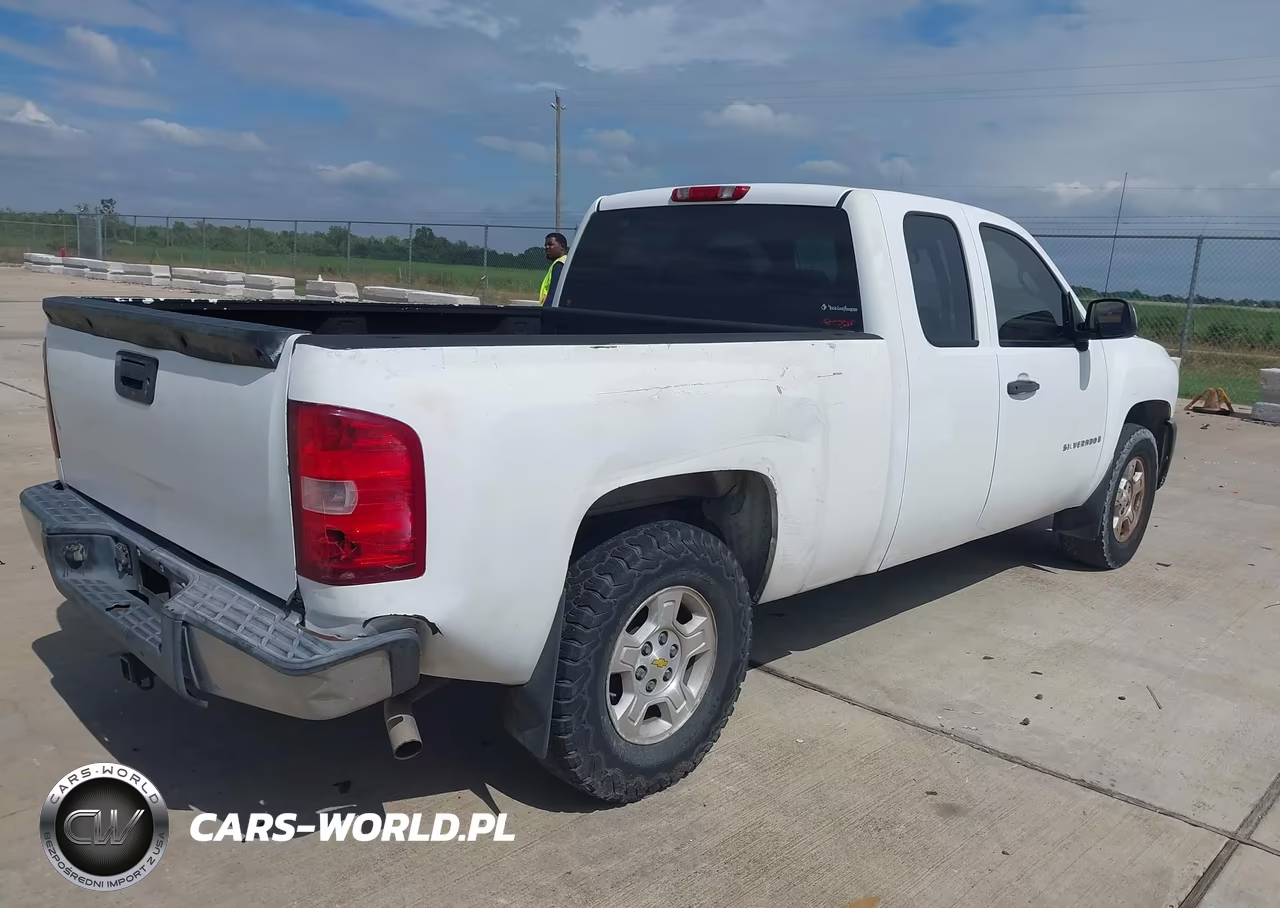 2007 Chevrolet Silverado 1500 Work Truck VIN:1GCEC19C37Z521896 - 4