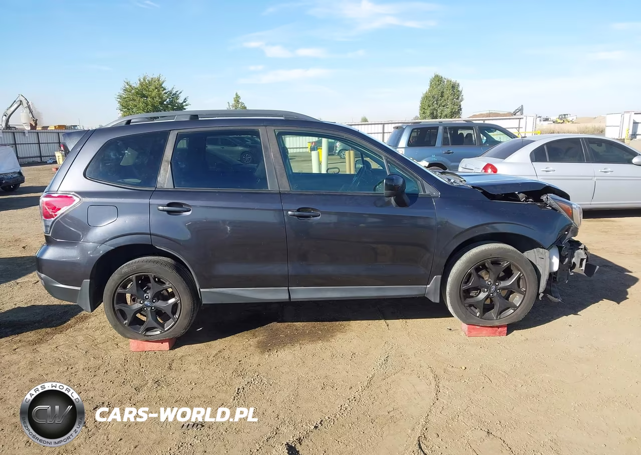 2018 Subaru Forester 2.5I Premium VIN:JF2SJAEC5JH497758 - 14