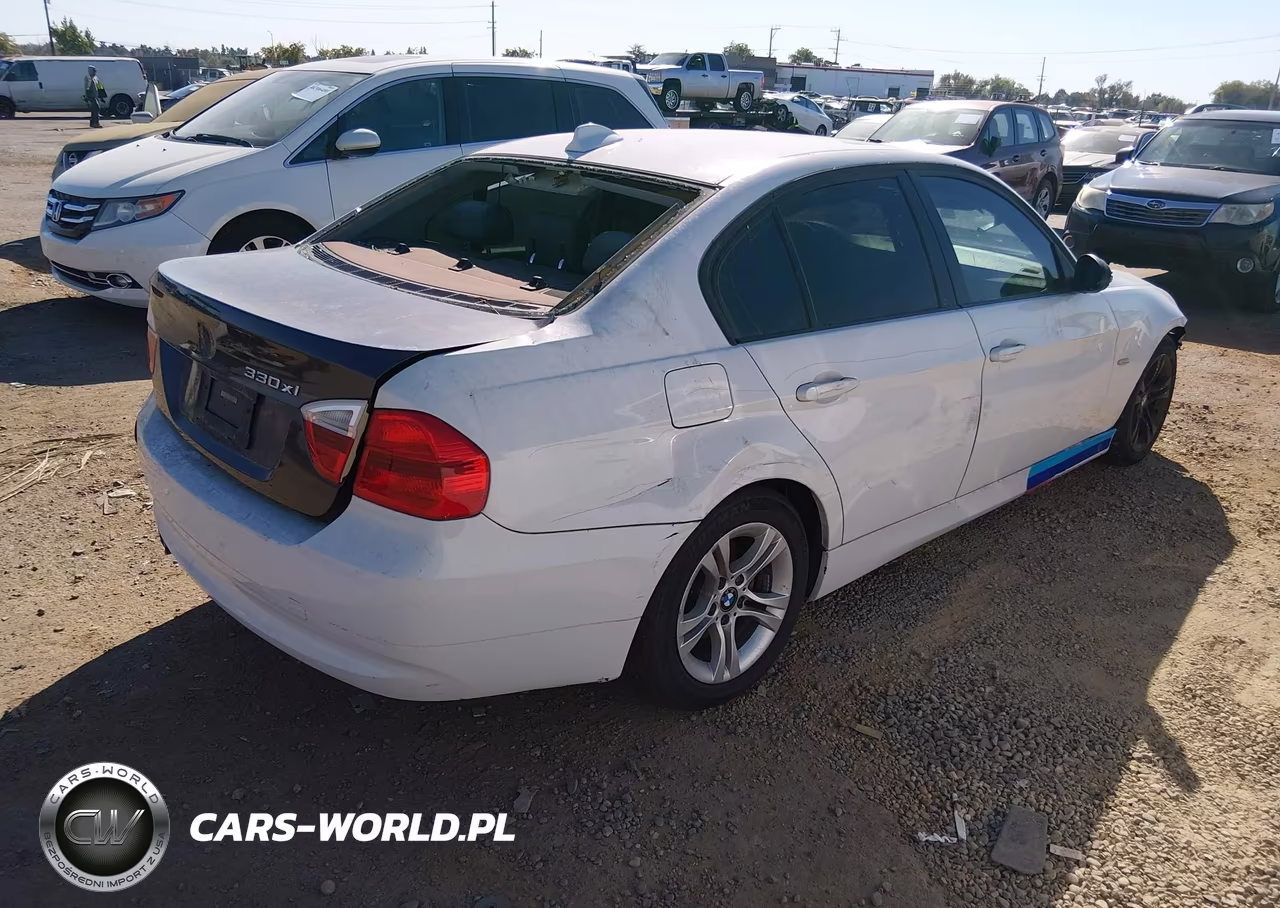 2008 BMW 328I VIN:WBAVA37528NL45743 - 4