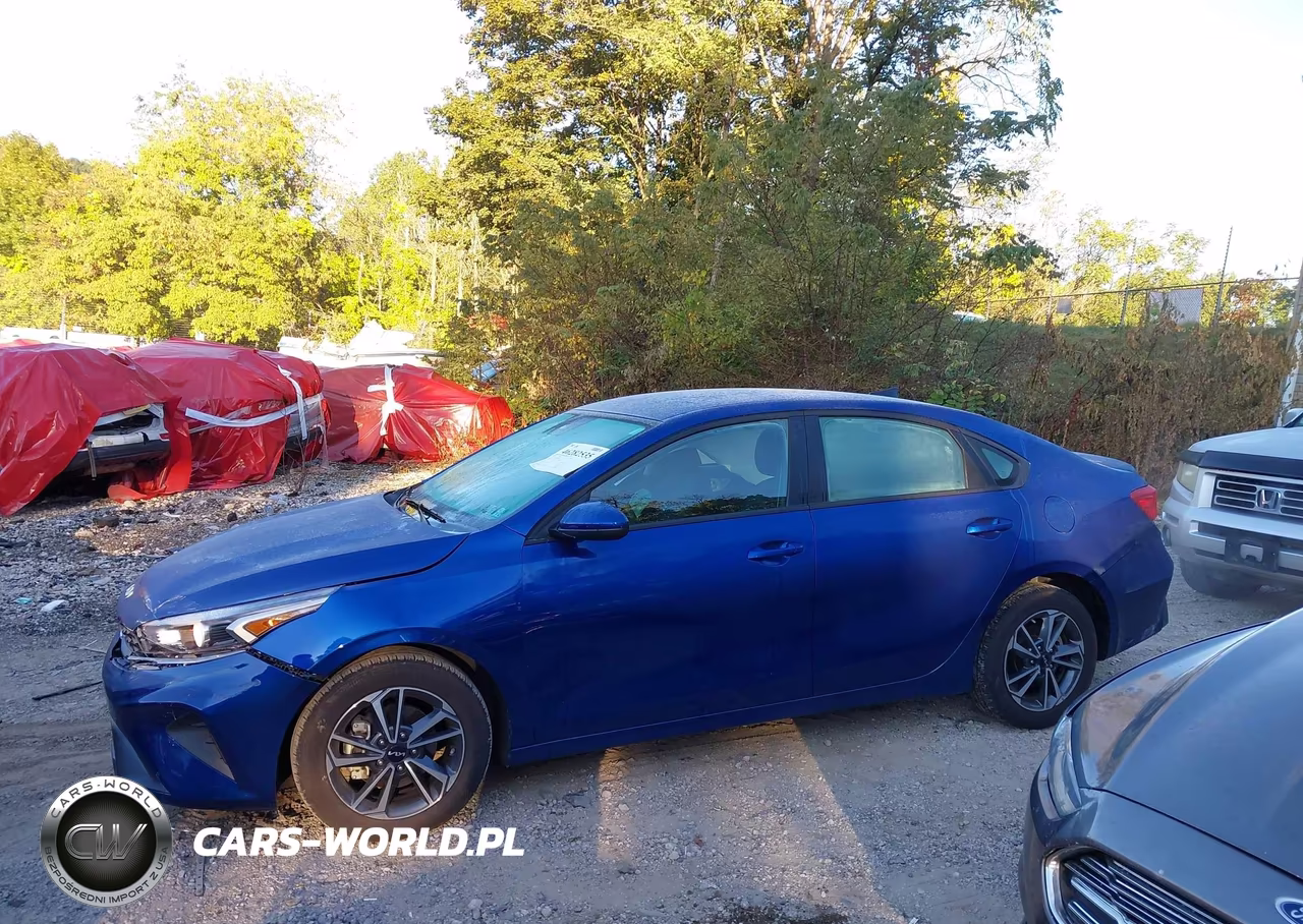 2024 Kia Forte Lxs VIN:3KPF24AD2RE806410 - 14