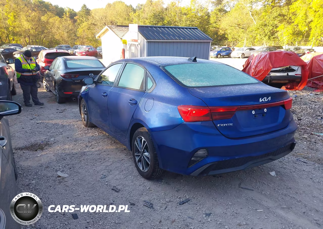 2024 Kia Forte Lxs VIN:3KPF24AD2RE806410 - 3
