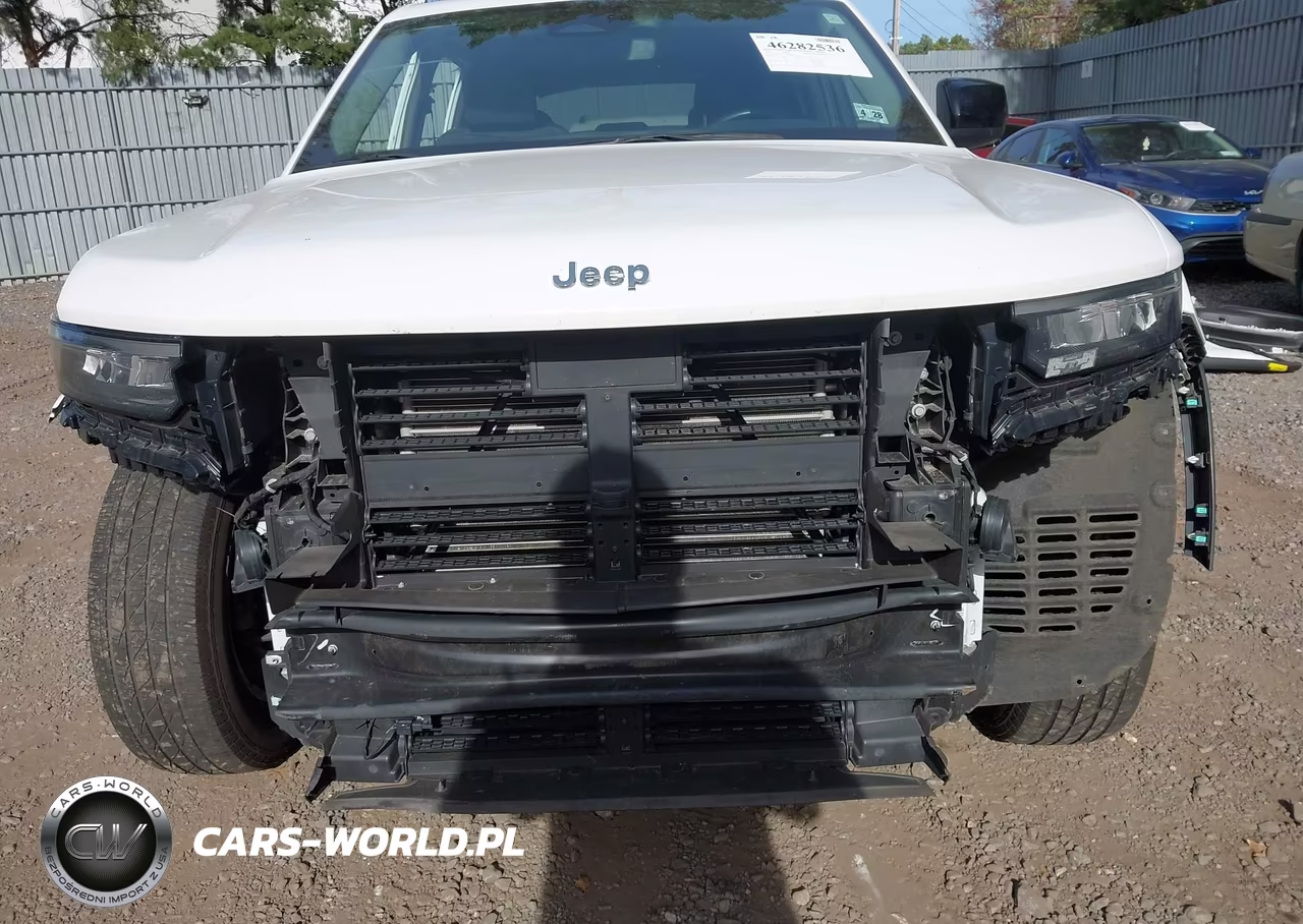2023 Jeep Grand Cherokee Laredo 4X4 VIN:1C4RJHAG6PC549399 - 6