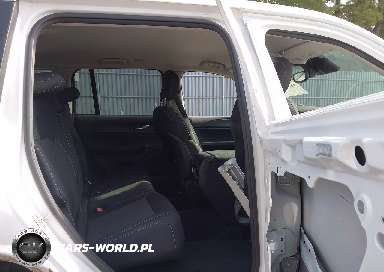 2023 Jeep Grand Cherokee Laredo 4X4 VIN:1C4RJHAG6PC549399 - 8