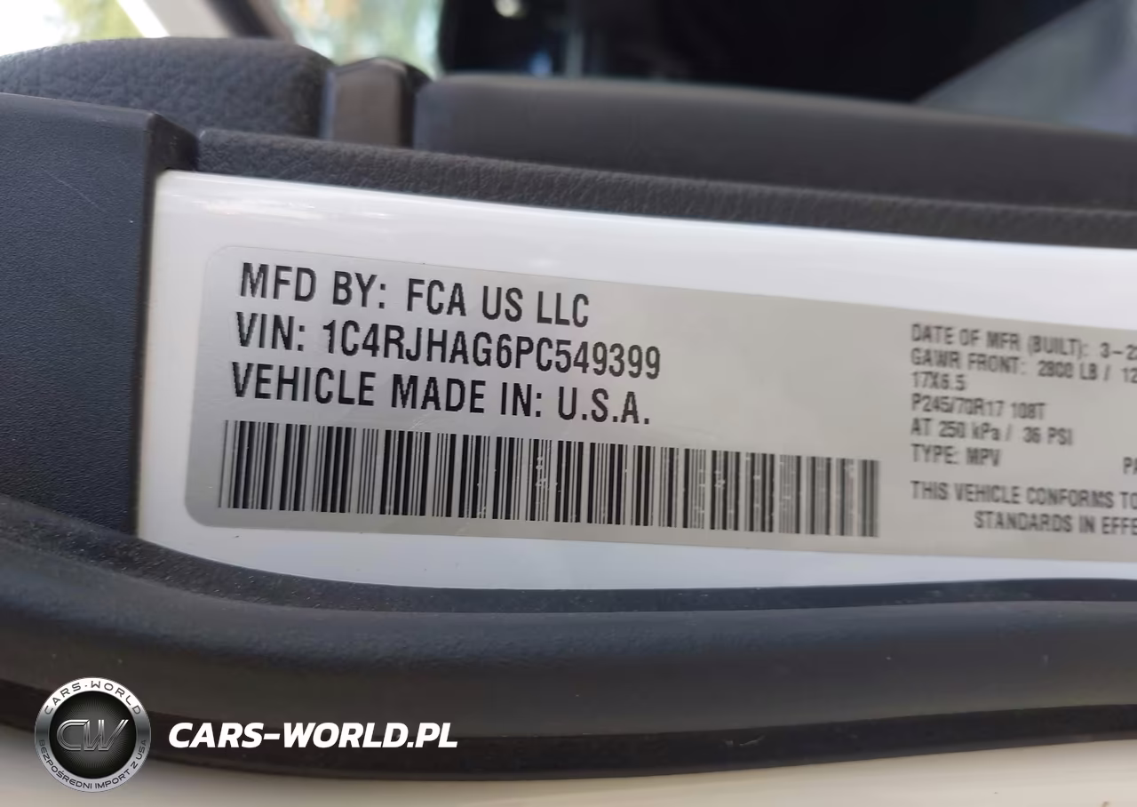 2023 Jeep Grand Cherokee Laredo 4X4 VIN:1C4RJHAG6PC549399 - 9