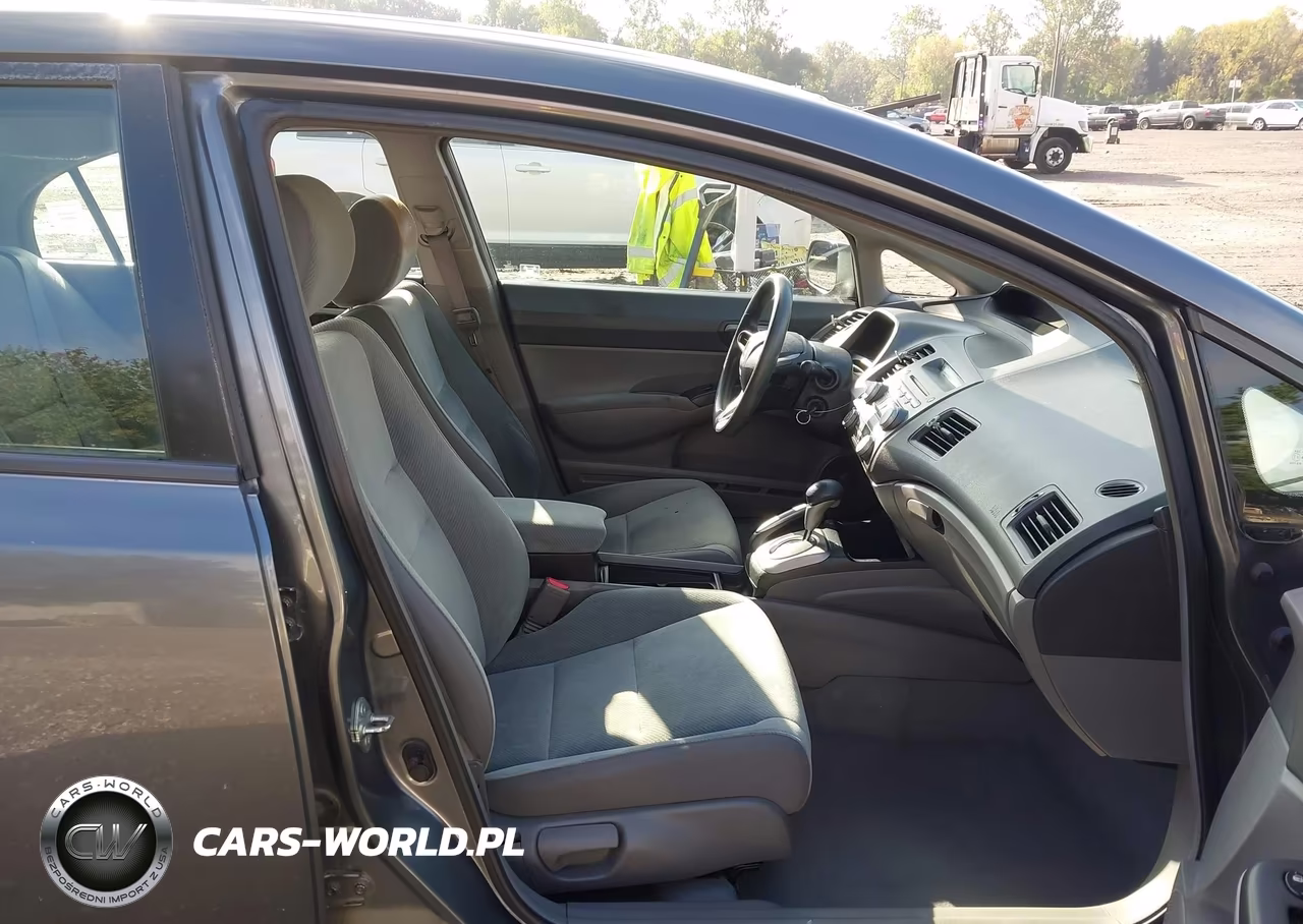 2009 Honda Civic Lx VIN:2HGFA16549H321839 - 5