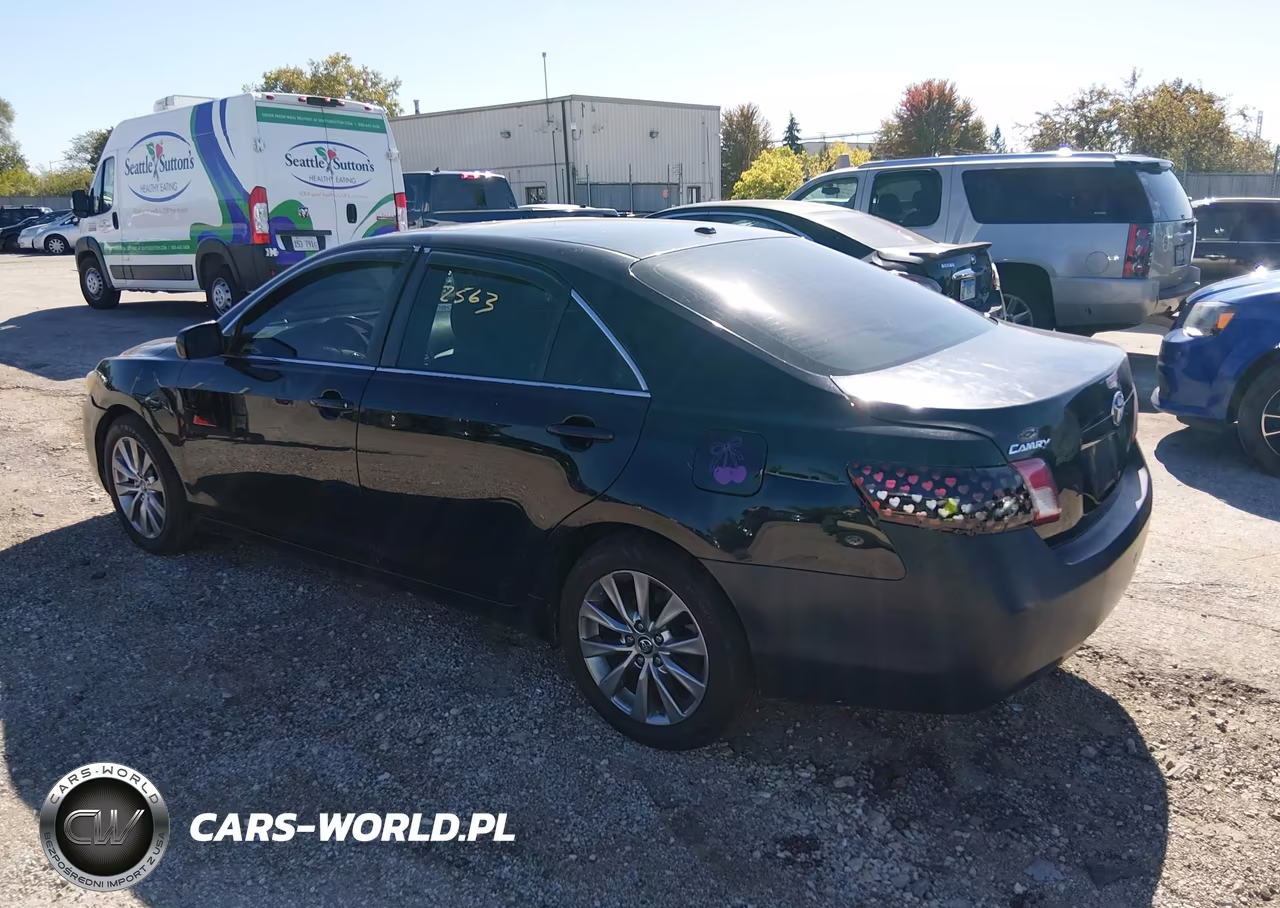 2010 Toyota Camry Le VIN:4T4BF3EK2AR083865 - 3
