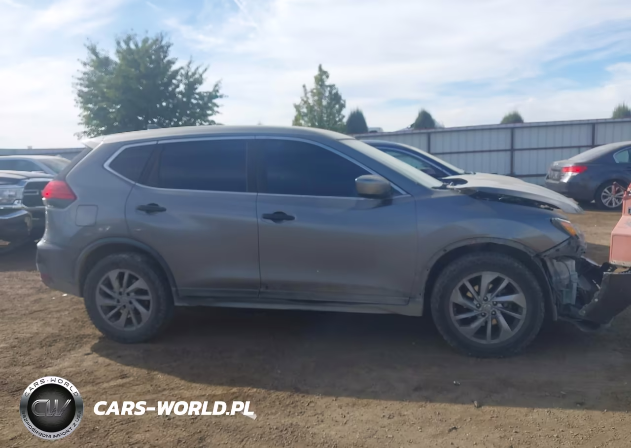 2017 Nissan Rogue S VIN:KNMAT2MV0HP554848 - 14