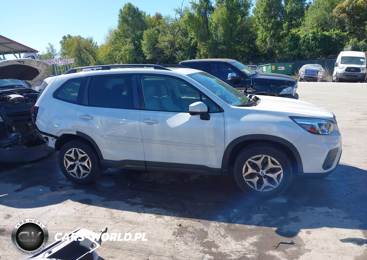 2020 Subaru Forester Premium VIN:JF2SKAJC5LH537360 - 14