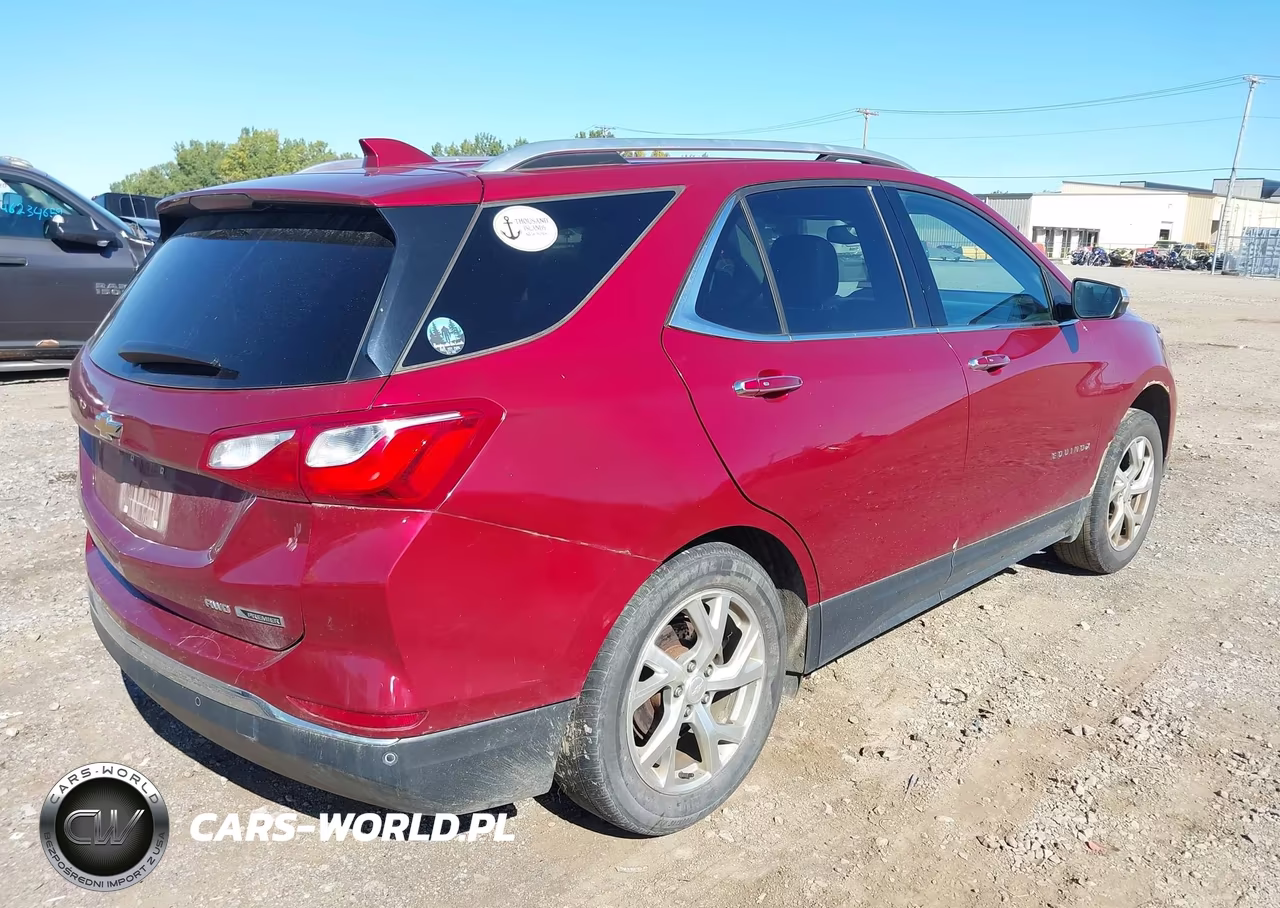 2018 Chevrolet Equinox Premier VIN:2GNAXVEV3J6237017 - 4