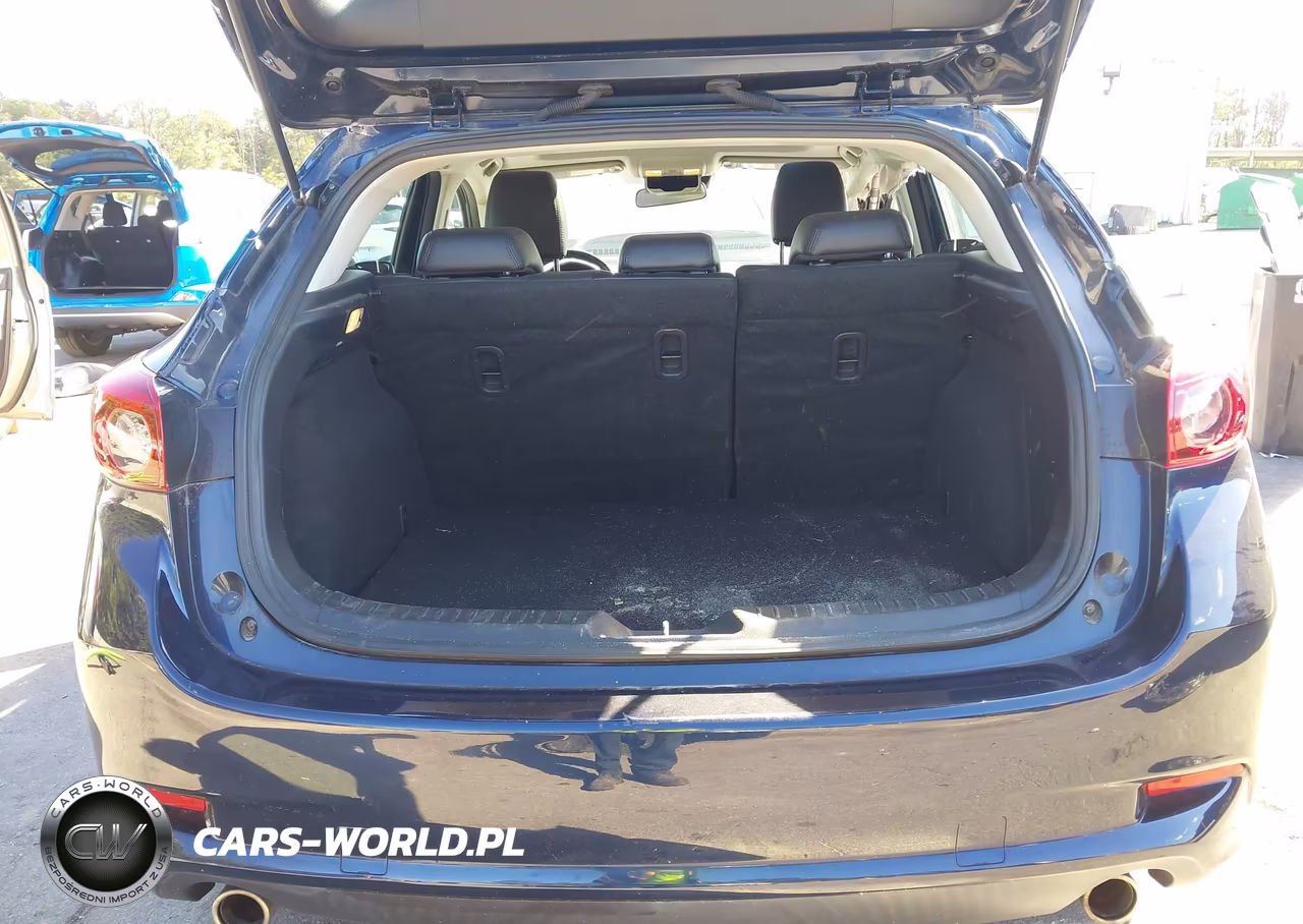 2018 Mazda Mazda3 Grand Touring VIN:3MZBN1M34JM267836 - 18