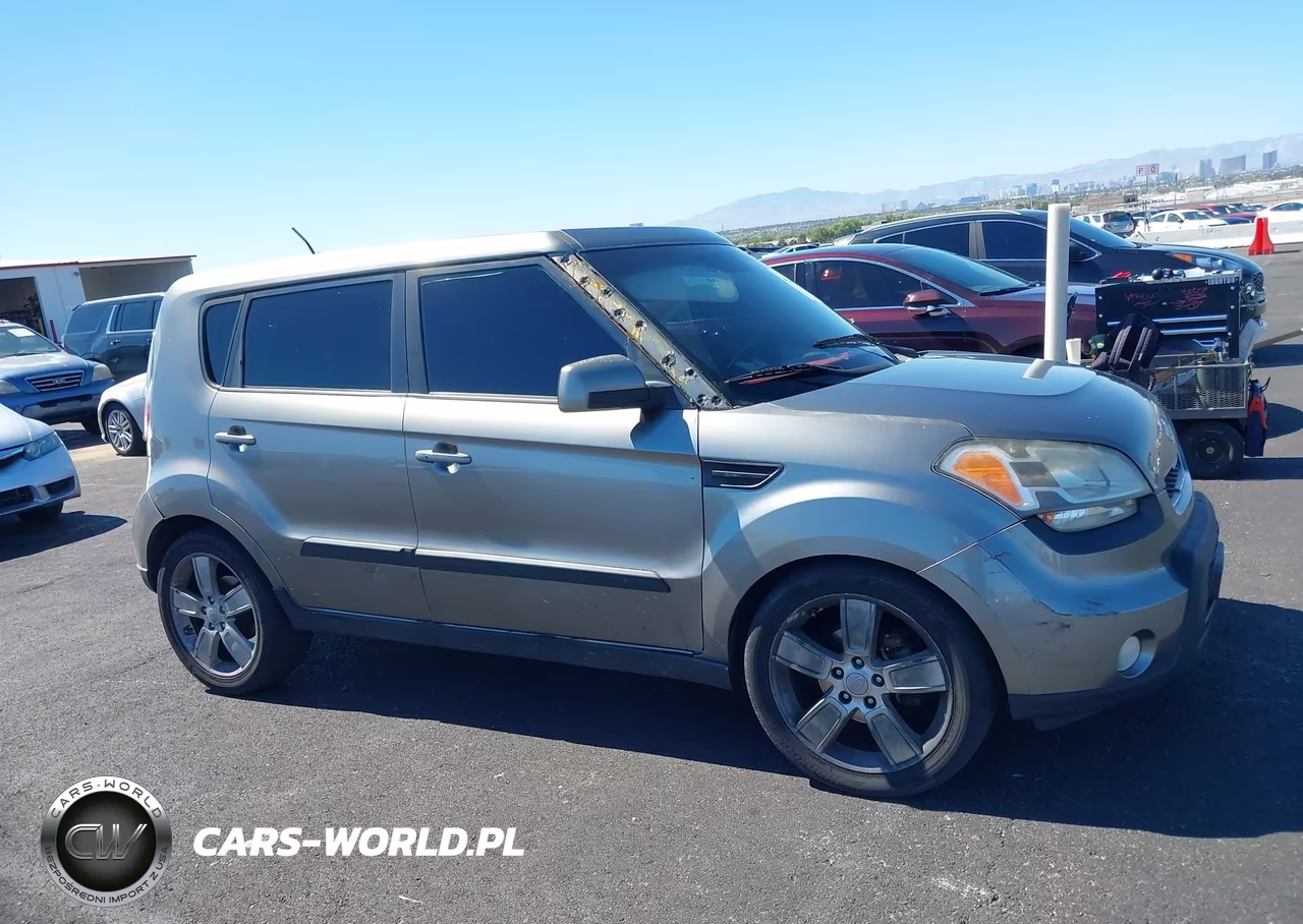 2011 Kia Soul Sport VIN:KNDJT2A20B7332229 - 12