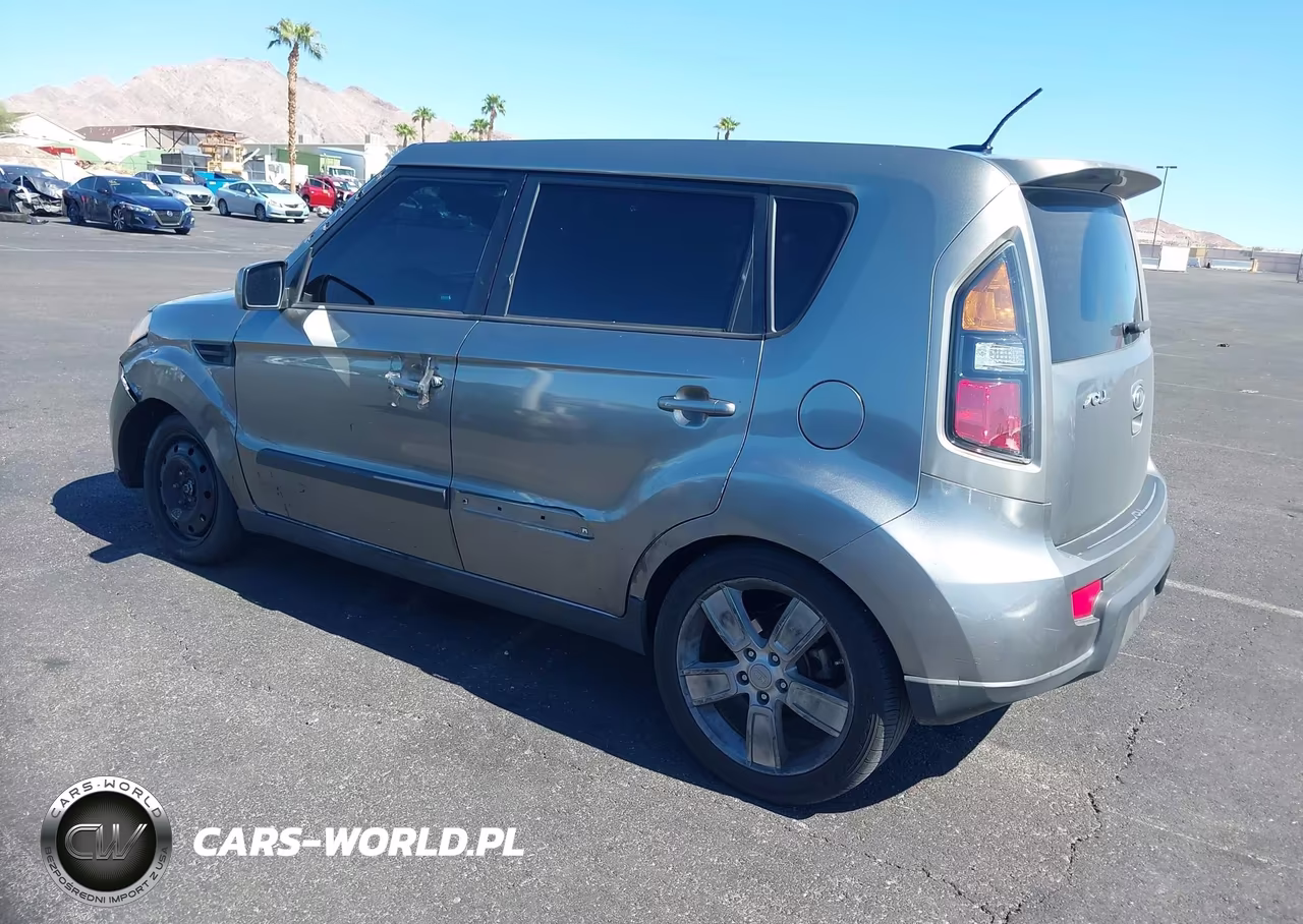 2011 Kia Soul Sport VIN:KNDJT2A20B7332229 - 3
