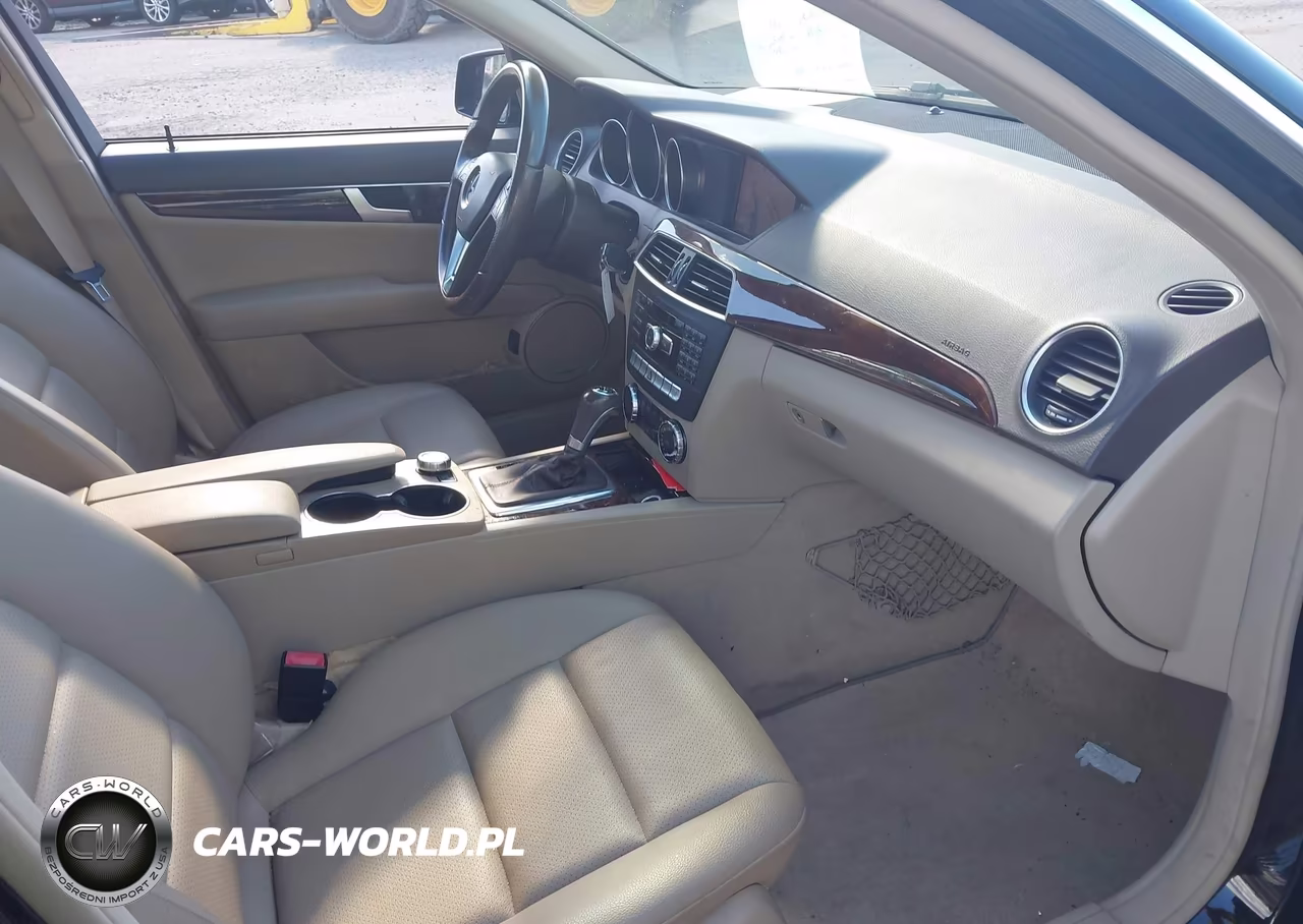 2013 Mercedes-Benz C 300 Sport 4Matic VIN:WDDGF8AB1DR278795 - 5