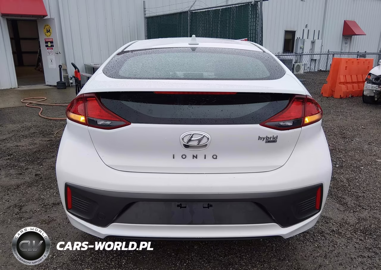 2020 Hyundai Ioniq Hybrid Blue VIN:KMHC65LC3LU221521 - 21
