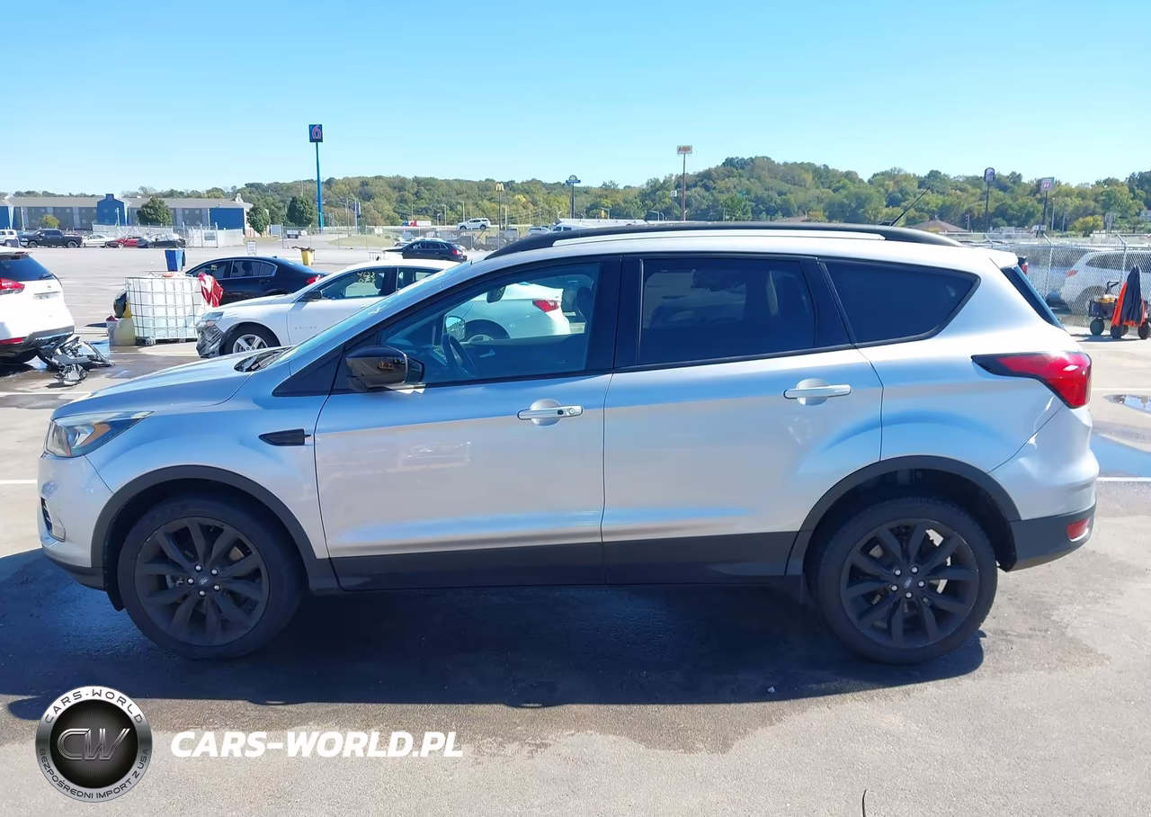2019 Ford Escape Se VIN:1FMCU9GD1KUB09816 - 14