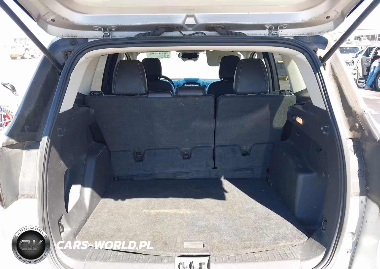 2019 Ford Escape Se VIN:1FMCU9GD1KUB09816 - 17