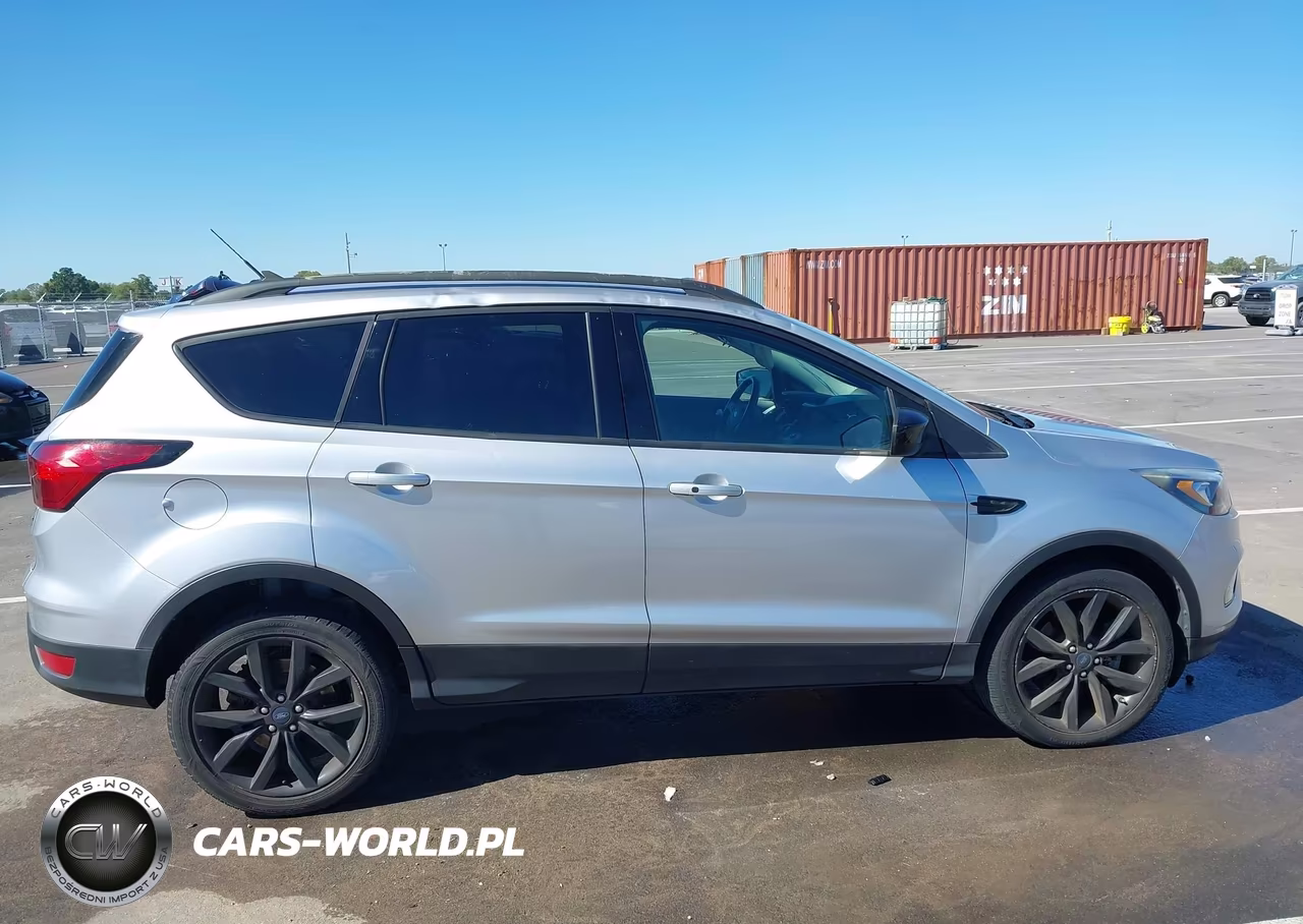 2019 Ford Escape Se VIN:1FMCU9GD1KUB09816 - 6
