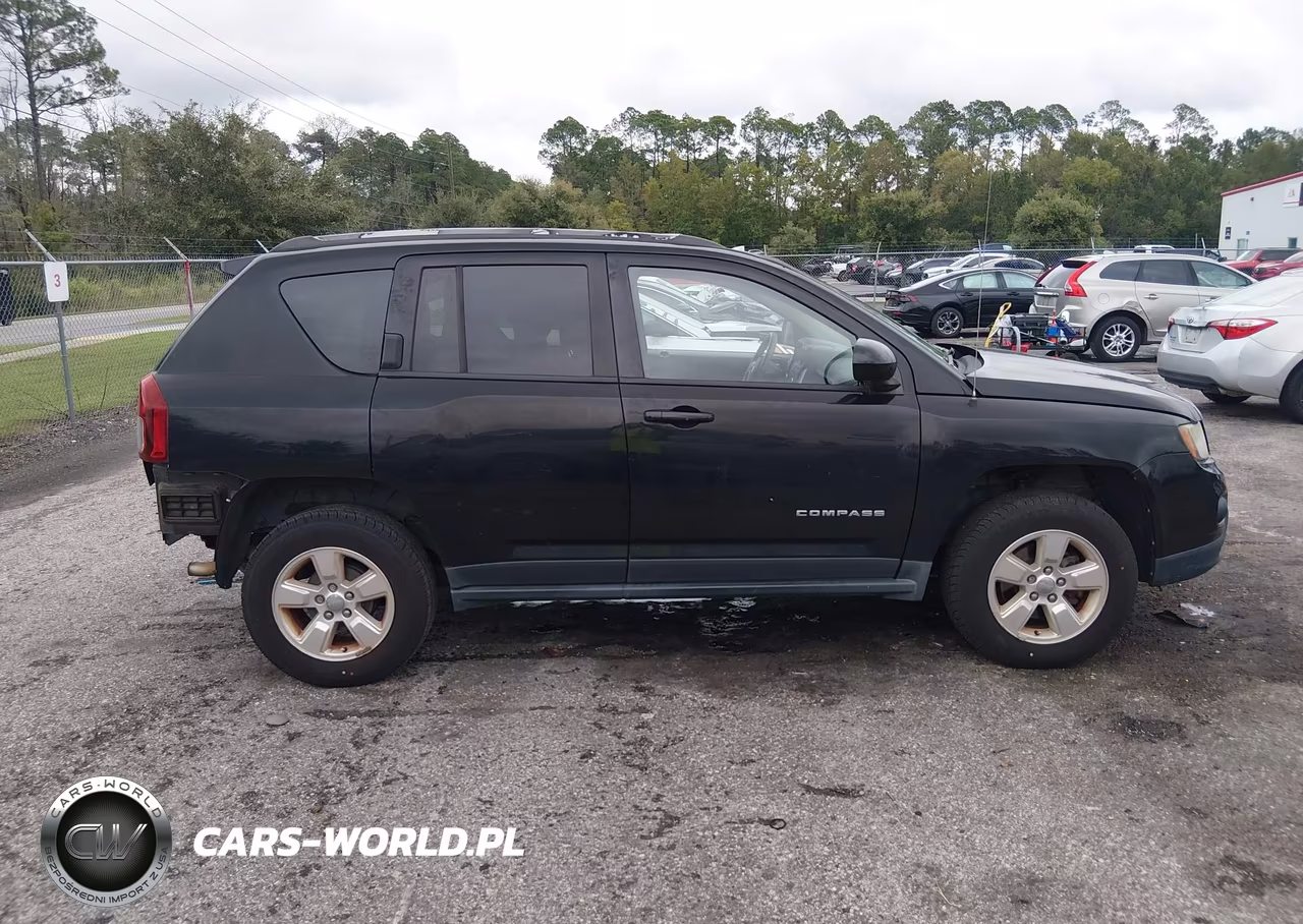 2016 Jeep Compass Latitude VIN:1C4NJCEB9GD651452 - 13